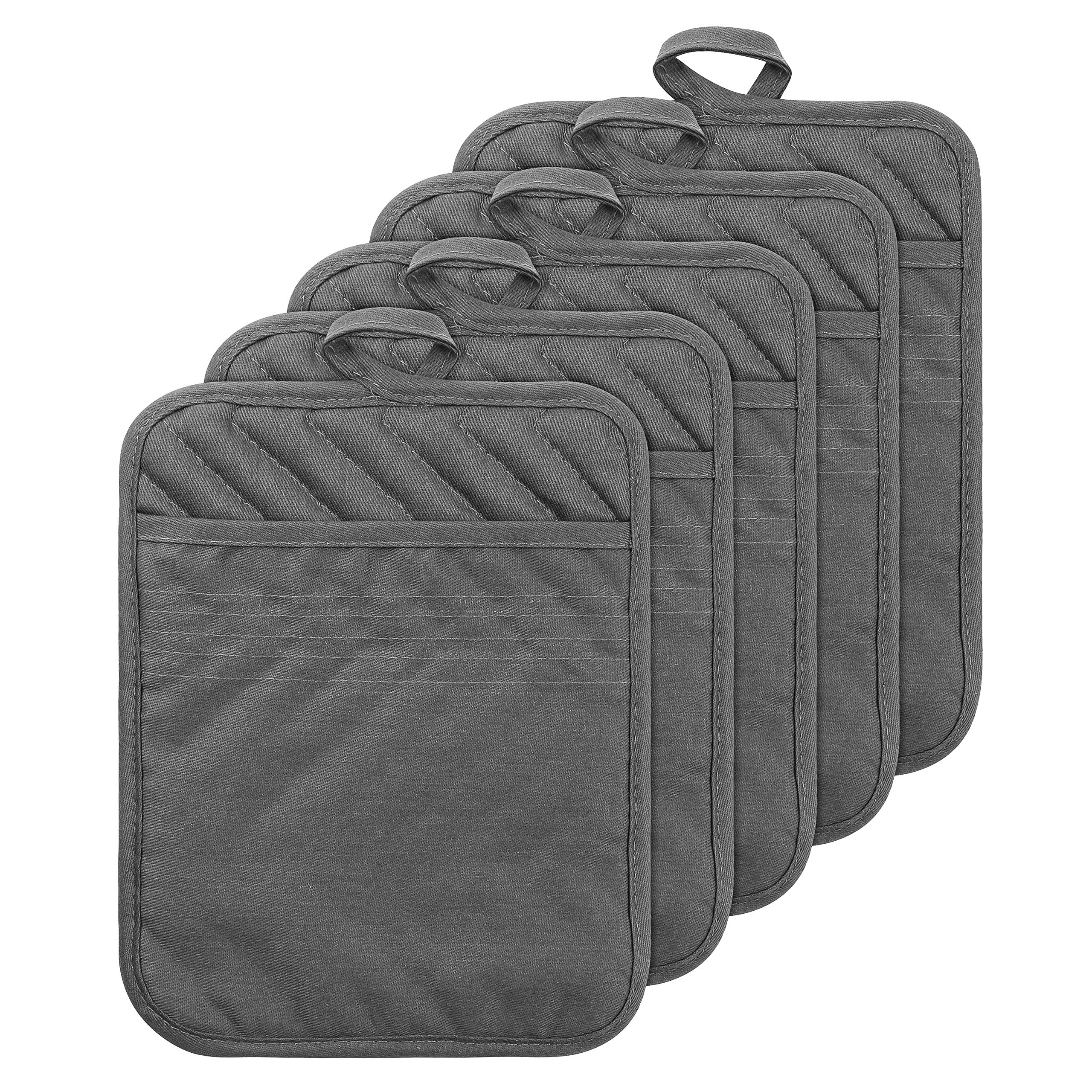 Photo 1 of GROBRO7 5Pack Pocket Pot Holders Cotton Heat Resistant Potholder Multipurpose Hot Pads Machine Washable Oven Mitts Cooking Pads Bulk for Daily Kitchen Baking and Cooking 8.9 x 6.9 Inch Grey