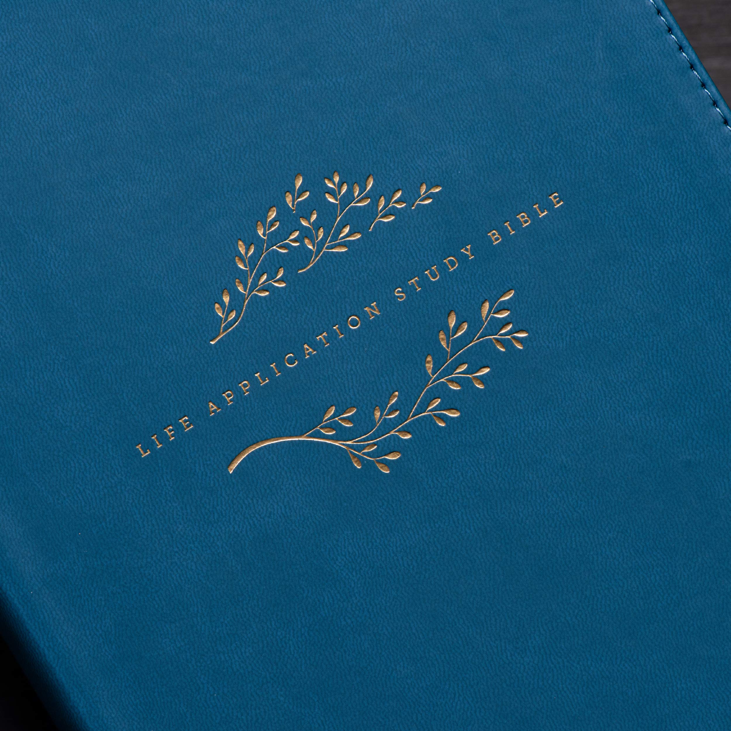 Tyndale NLT Life Application Study Bible, Third Edition, Large Print (LeatherLike, Teal Blue, Red Letter) – New Living Translation Bible, Large Print Study Bible for Enhanced Readability Tyndale NLT Life Application Study Bible, Third Edition, Large Print (LeatherLike, Teal Blue, Red Letter) – New Living Translation Bible, Large Print Study Bible for Enhanced Readability Imitation Leather
