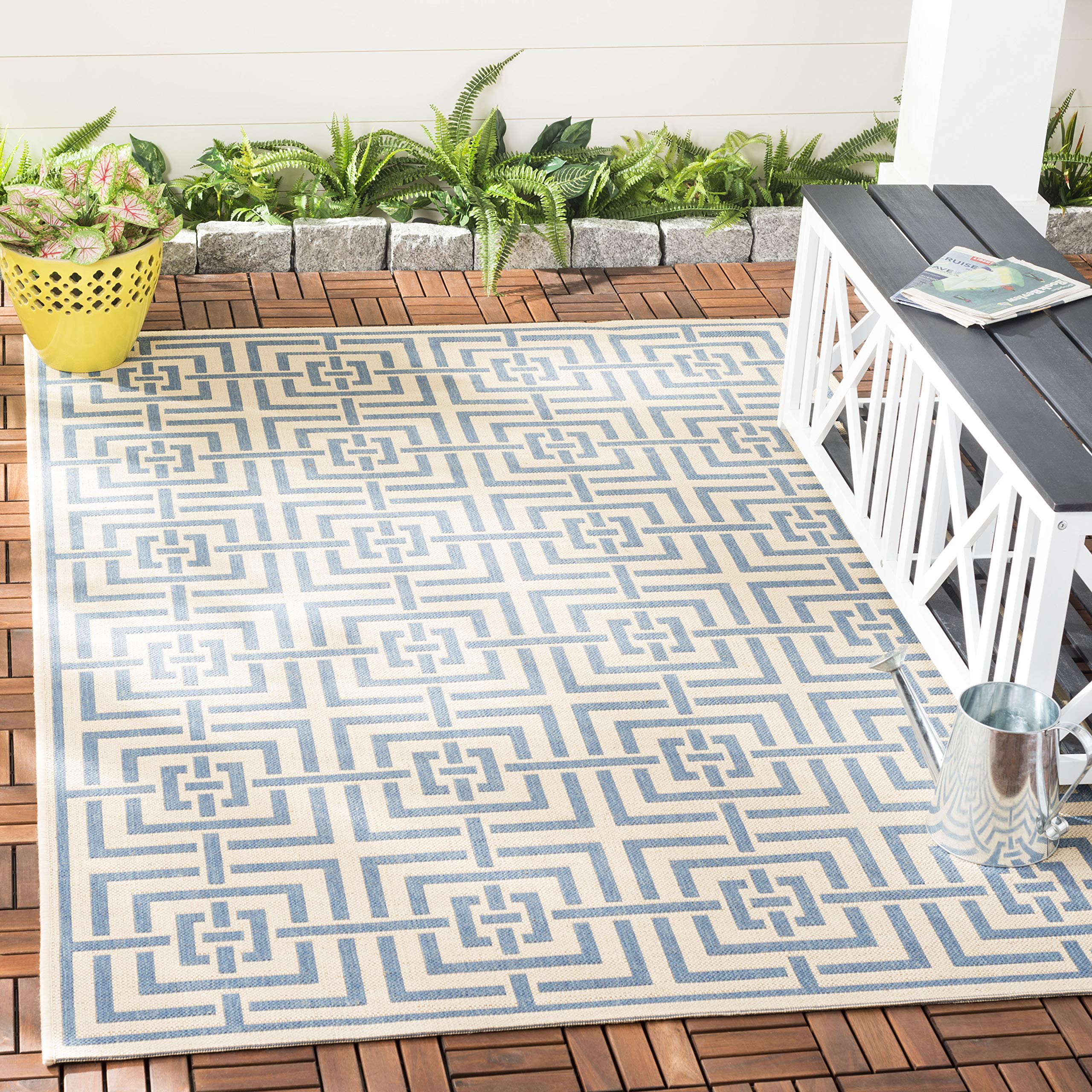 Safavieh Geometric Indoor/Outdoor Woven Rectangle Area Rug, Beachhouse Collection, BHS128, in Cream / Blue, 79 X 152 cm for Garden, Patio or Any Outdoor Space