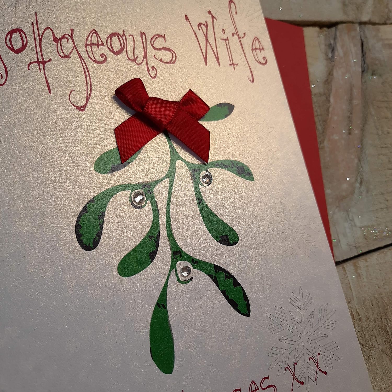 White Cotton Cards To My Gorgeous Wife Kisses xx Handmade Christmas Card (Mistletoe), 16cm x 16cm - Image 4