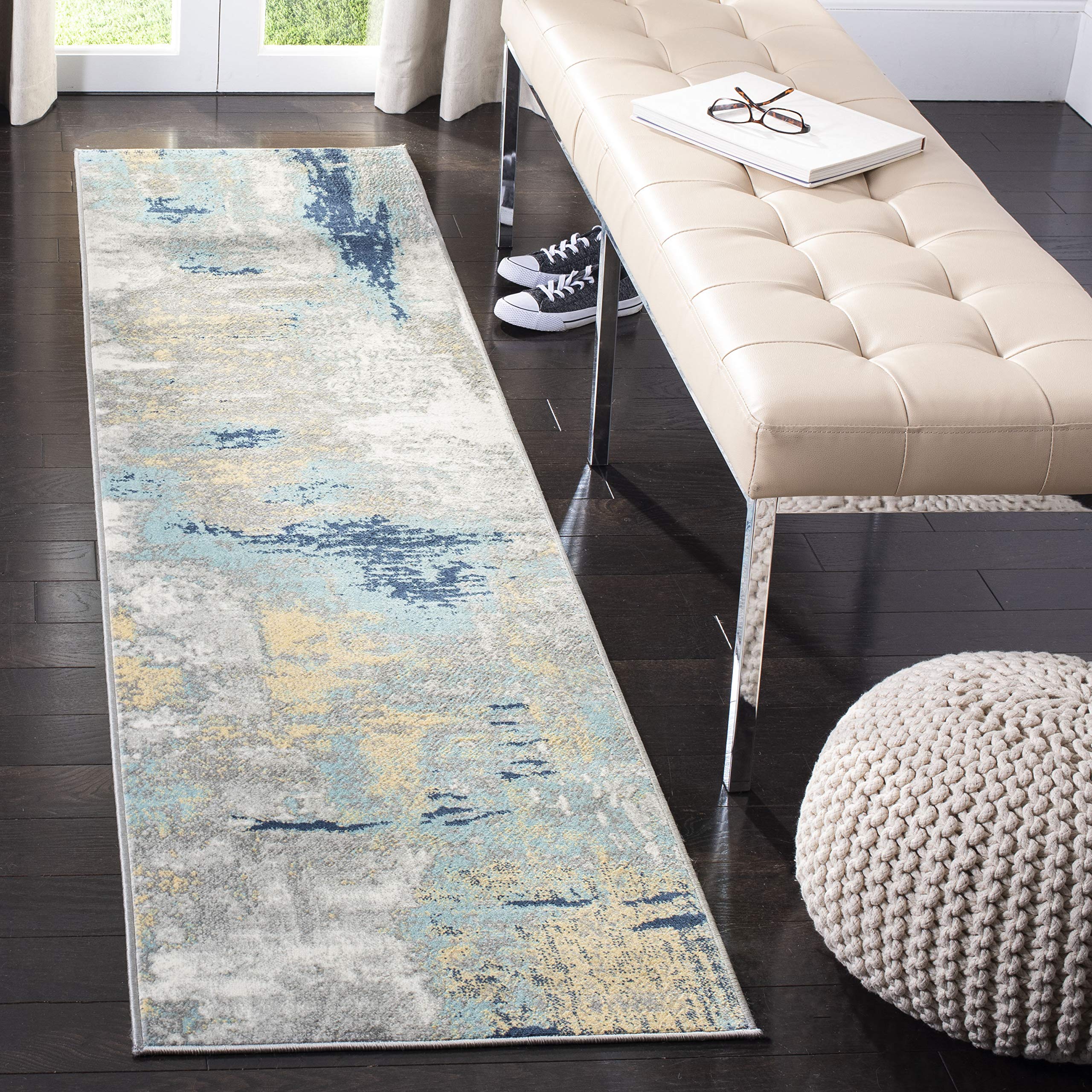 SAFAVIEH Abstract Rug for Living Room, Dining Room, Bedroom - Jasper Collection, Short Pile, in Grey and Gold, 61 X 244 cm
