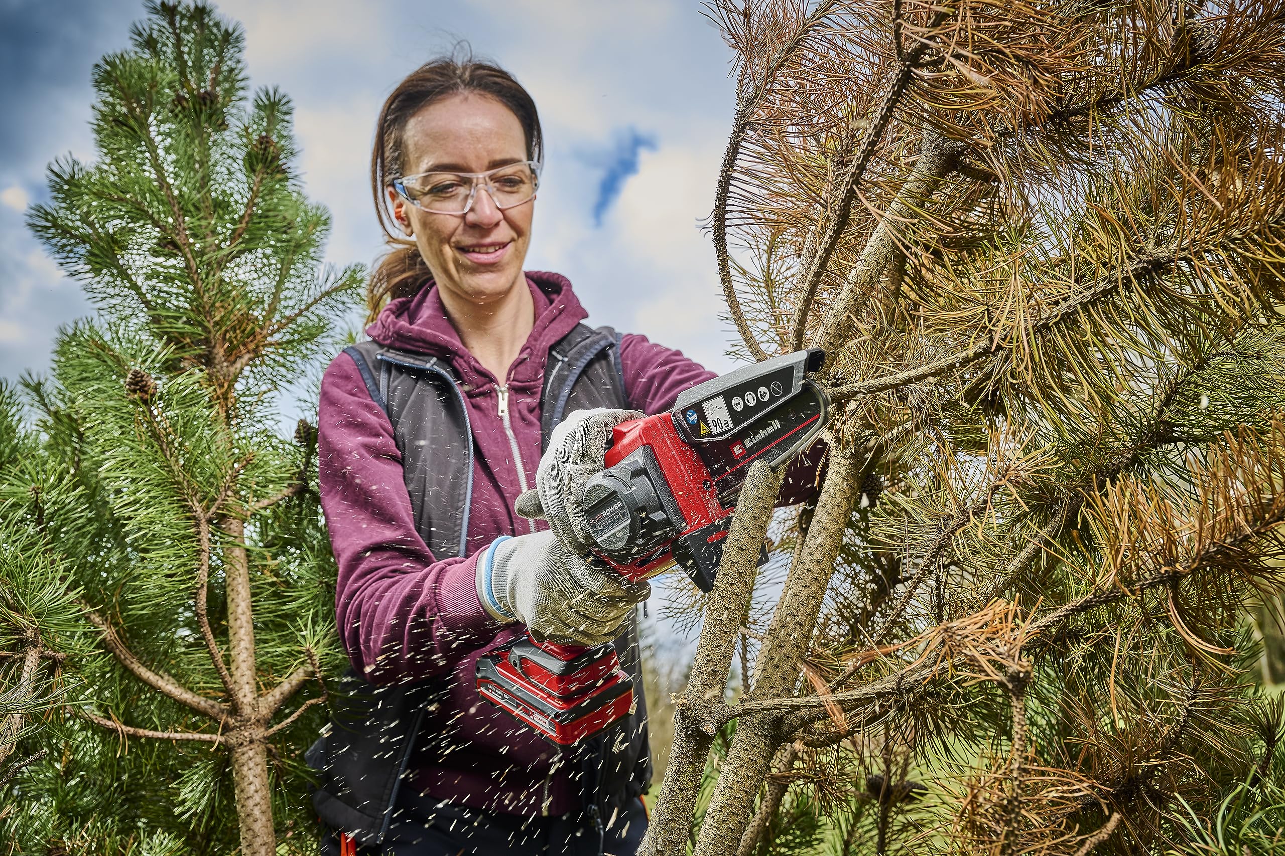 Einhell Akku-Astkettensäge GE-PS 18/15 Li BL-Solo Power X-Change (18 V, Brushless, 12,5 cm Schnittlänge, werkzeugloser Schwert- und Kettenwechsel, ohne Akku) 4