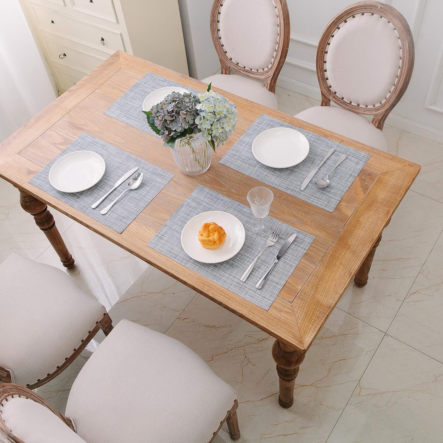 SUNSHINE FASHION Placemats,Placemats for Dining Table,Heat-Resistant Placemats, Stain Resistant Washable PVC Table Mats,Kitchen Table mats (4, Smoky Grey): Home & Kitchen