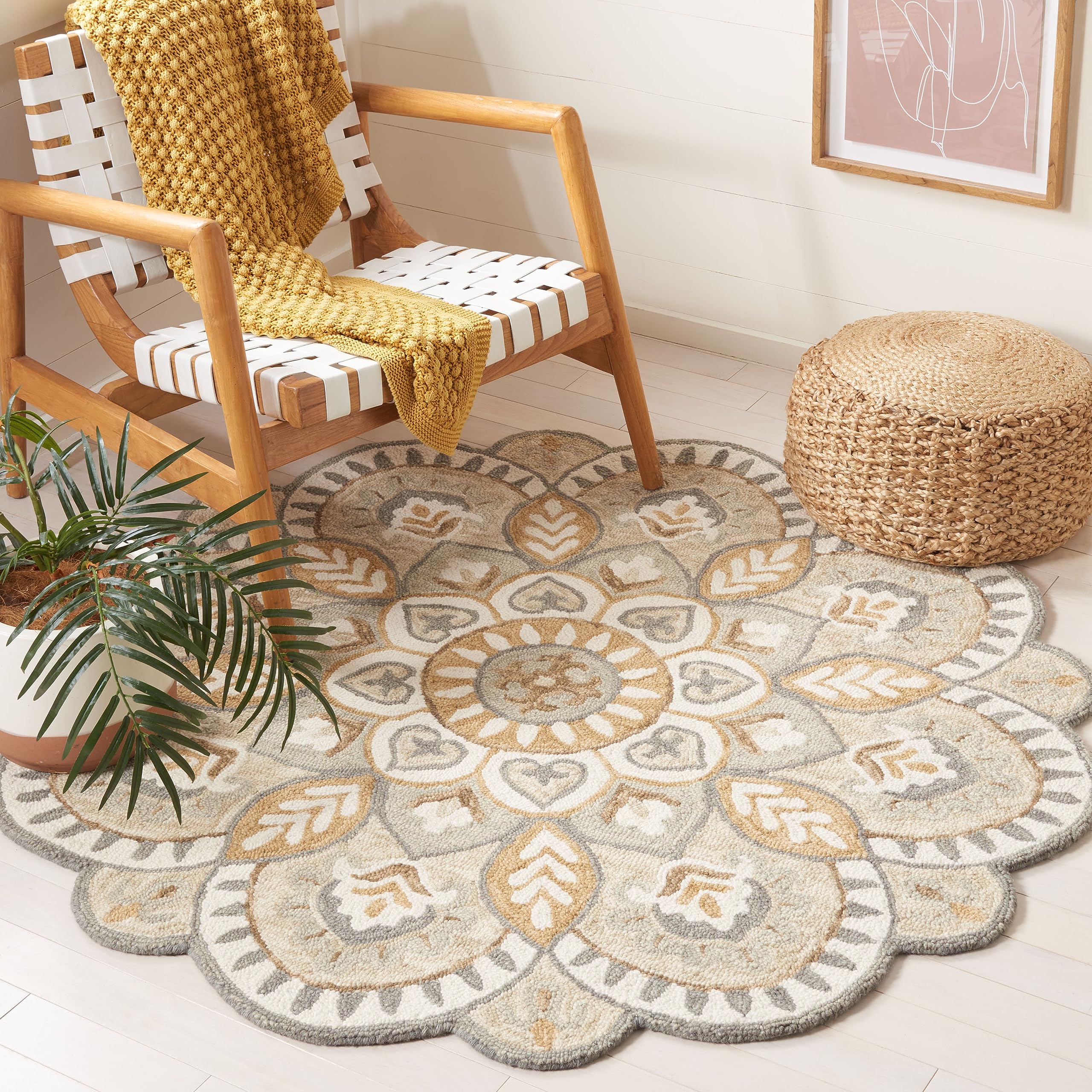 SAFAVIEH Novelty Collection Area Rug - 10' Round, Ivory/Beige, Geometric Design, Ideal for High Traffic Areas in Living Room, Bedroom, Dining (NOV604A) Image