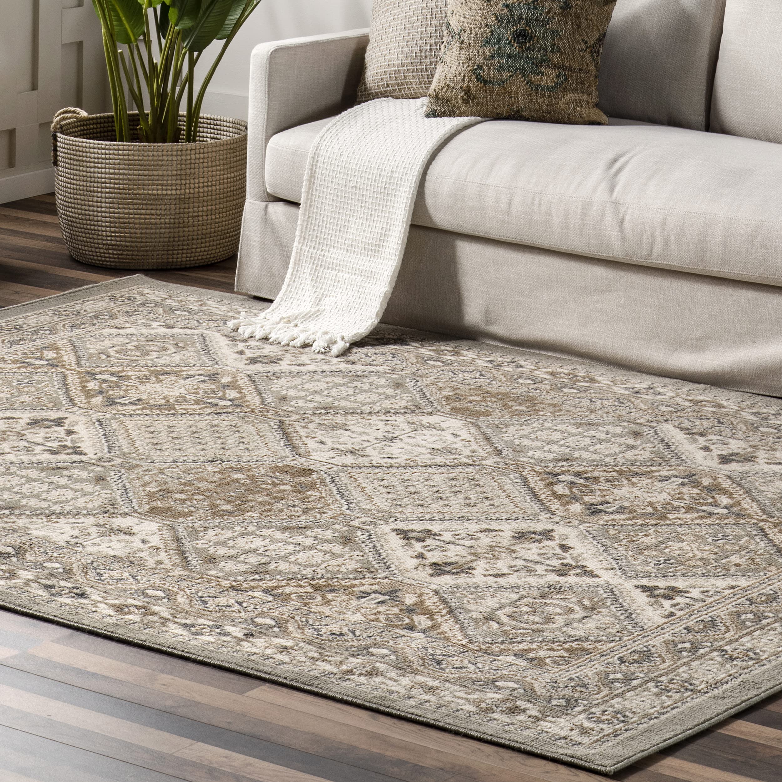 nuLOOM Becca Traditional Tiled Area Rug 10x14 Area Rug Transitional