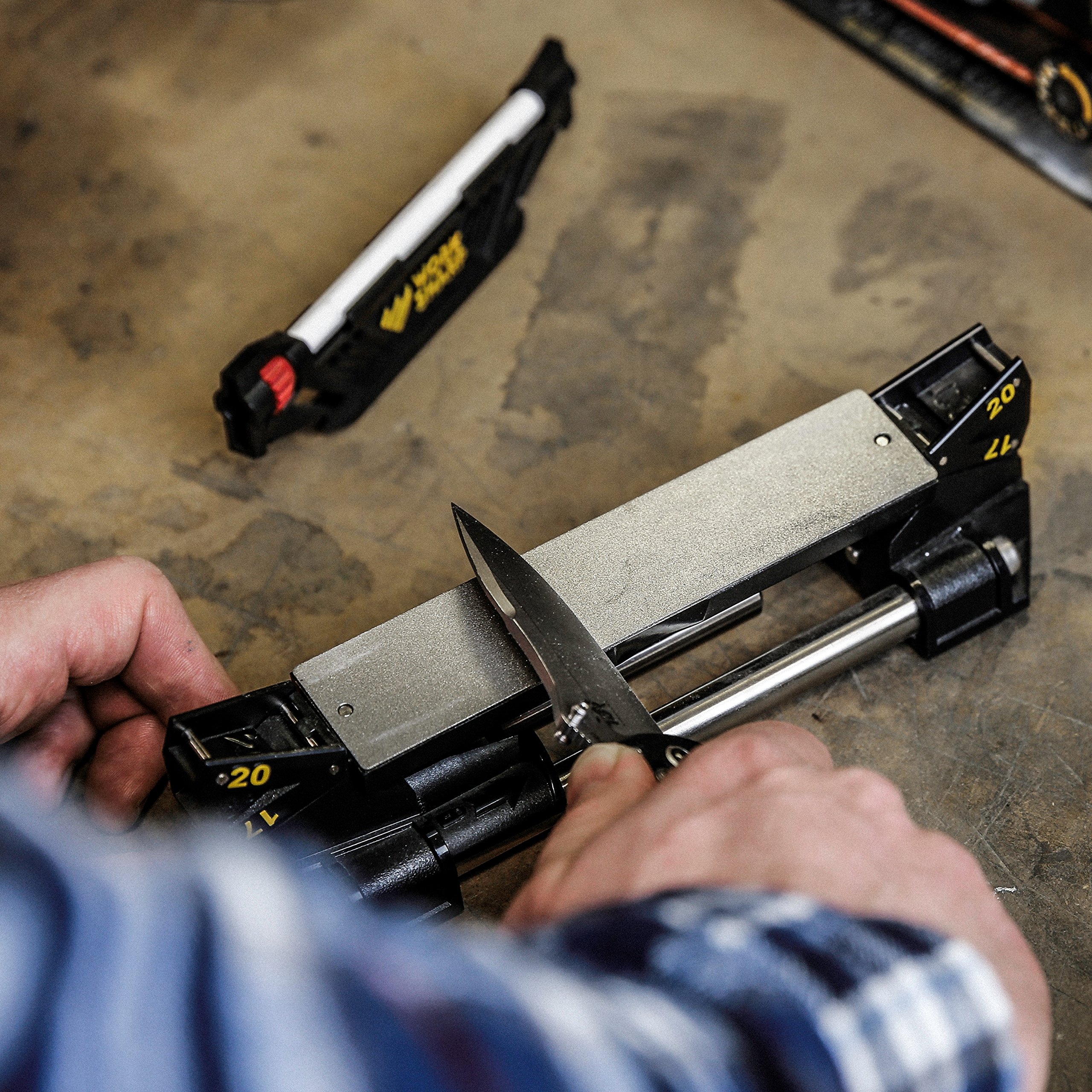 Work Sharp WSGSS Guided Sharpening System, benchtop knife sharpener