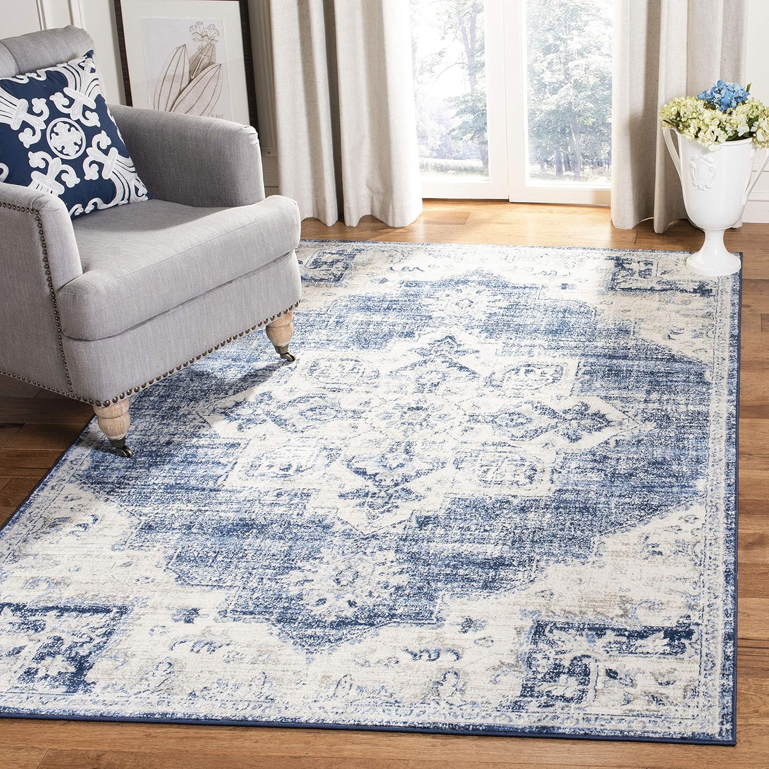 Amazon Com Safavieh Brentwood Collection Bnt865a Area Rug 10 X 13 Ivory Navy Furniture Decor