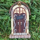 Porte de fée dans un tronc d'arbre dans les bois Photo Stock - Alamy Porte de fée dans un tronc d'arbre dans les bois Photo Stock - Alamy