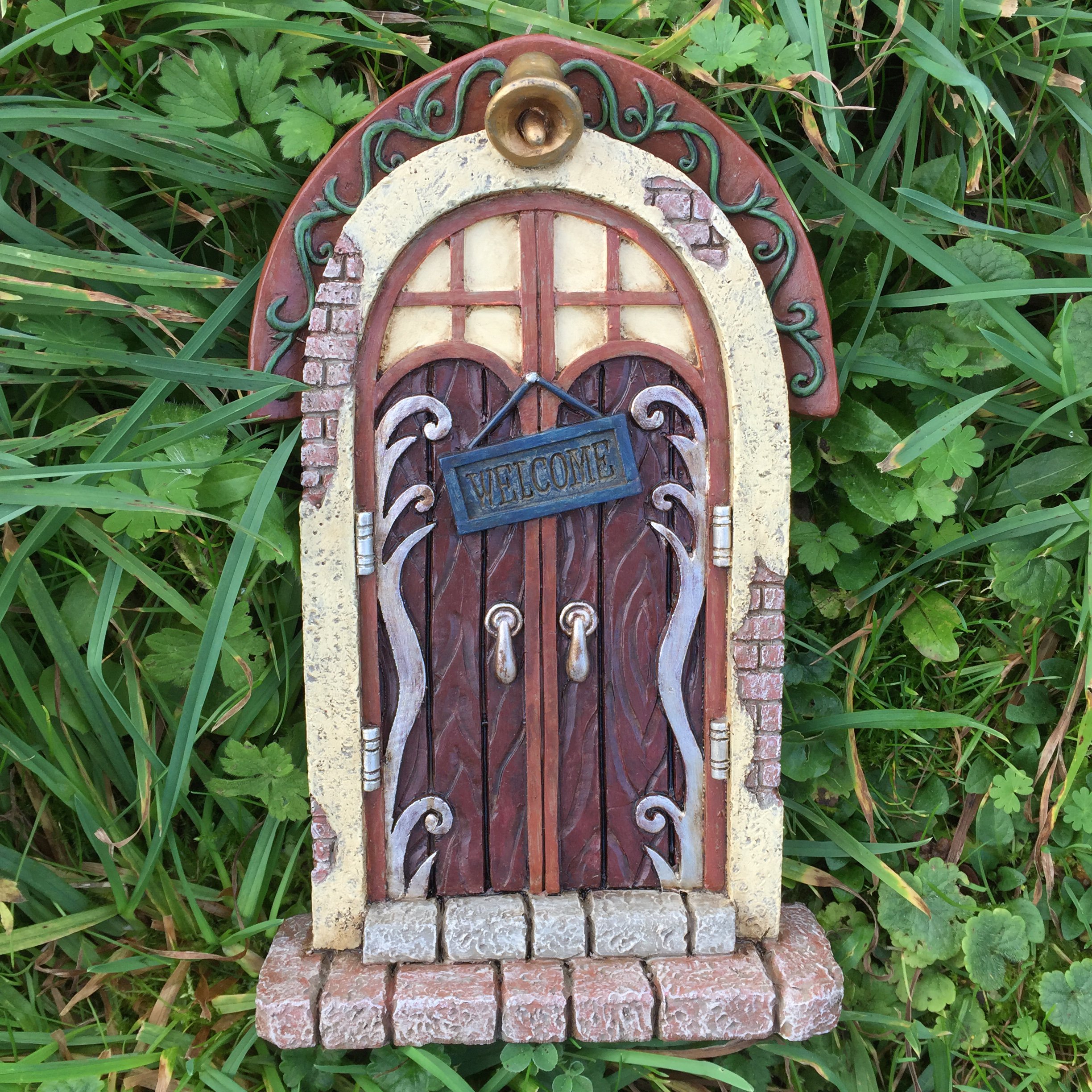 Prezents.com Pixie, Elf, Fairy Door Welcome - Tree Garden Home Decor - Fun Quirky Gift Figurine - Anthony Fisher