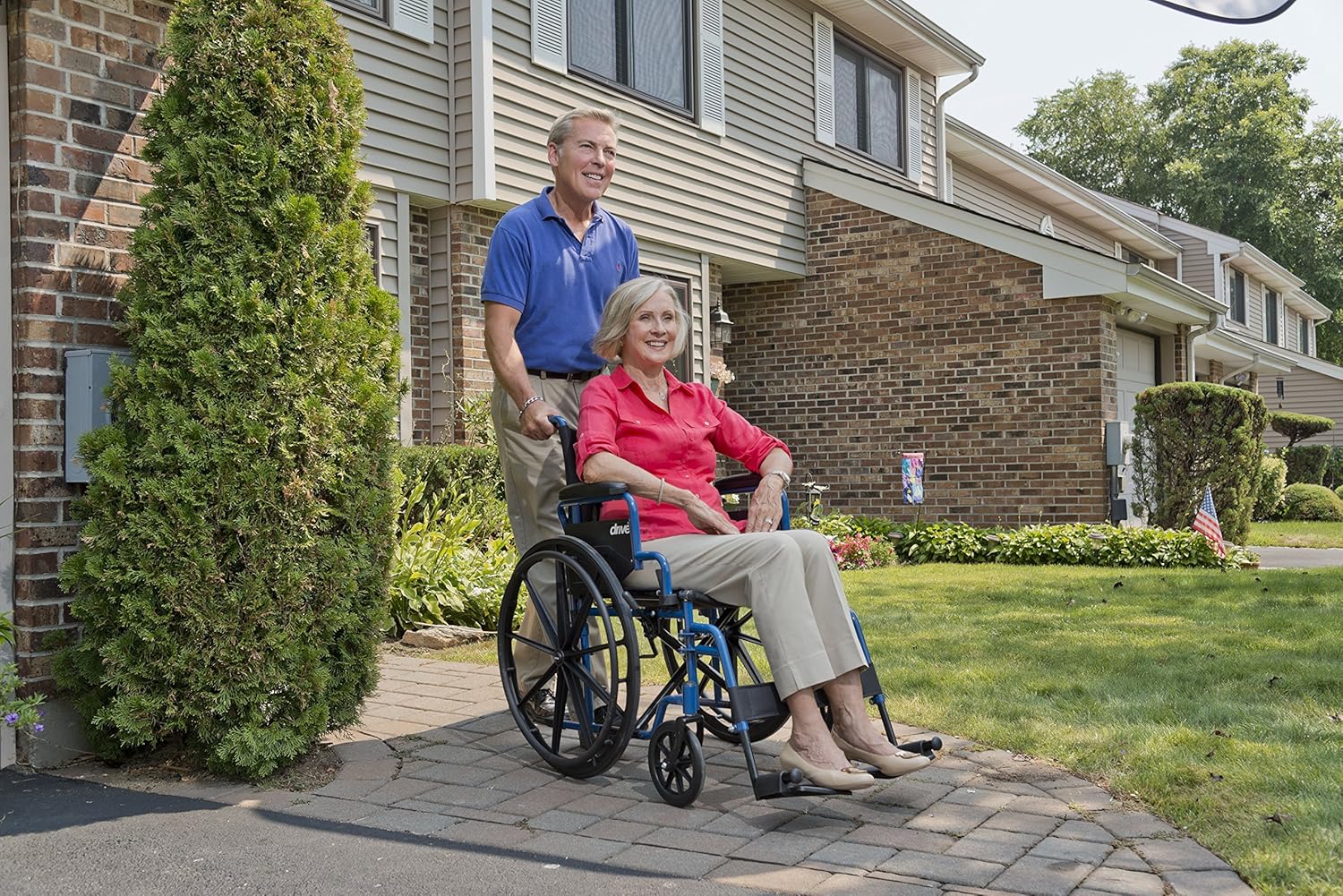 Drive Medical Blue Streak Wheelchair with Flip Back Desk Arms, Swing Away Footrests, 18 Inch Seat: Health & Personal Care