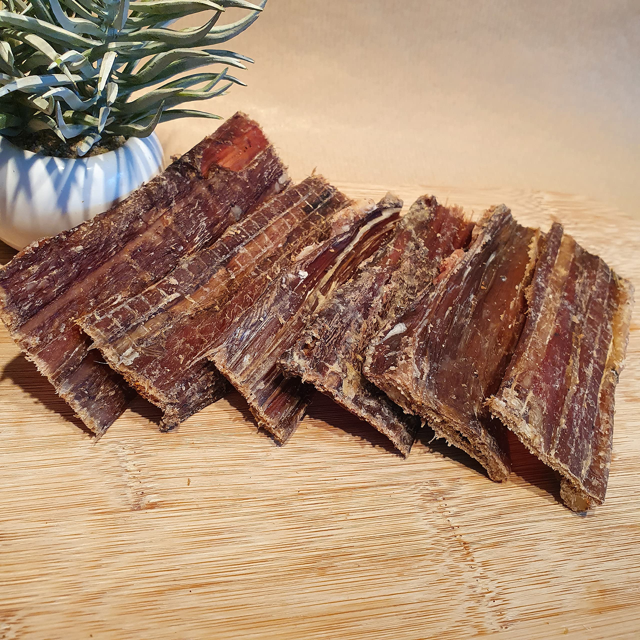 MinMont Pets - Beef Flat Gullet - Healthy. Natural. Dental Tough Dog Chew. 100g or 200g (200g)