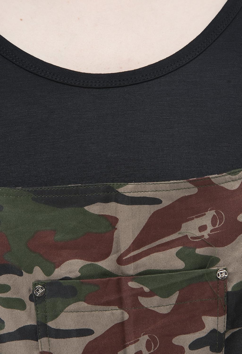 aakrithi women camouflage dungaree