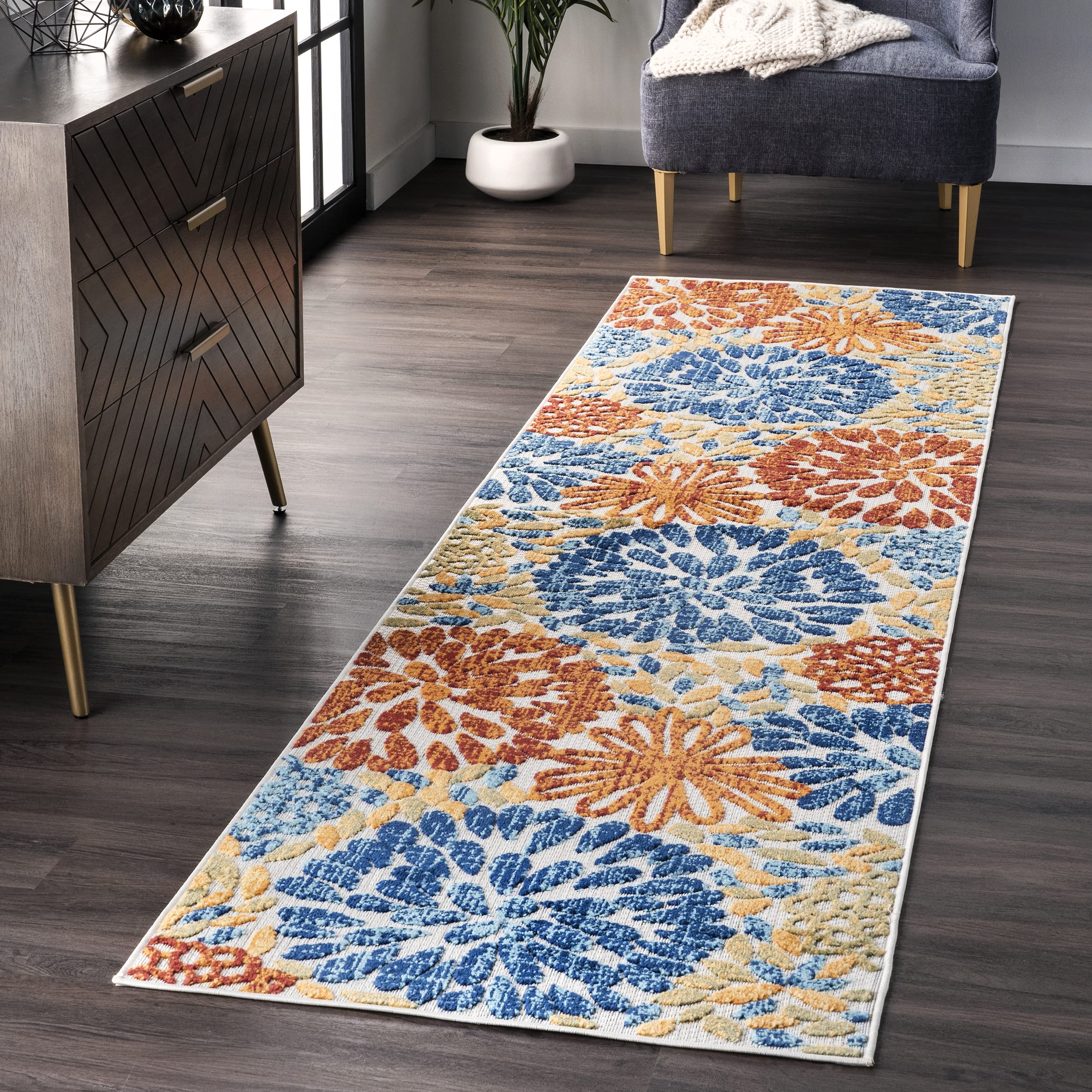 nuLOOM Monique Floral Indoor/Outdoor Area Rug- Modern, Patio, Porch, Deck, Living Room, Non-Shedding, Non-Skid, Easy Cleaning Image nuLOOM Monique Floral Indoor/Outdoor Area Rug- Modern, Patio, Porch, Deck, Living Room, Non-Shedding, Non-Skid, Easy Cleaning Image