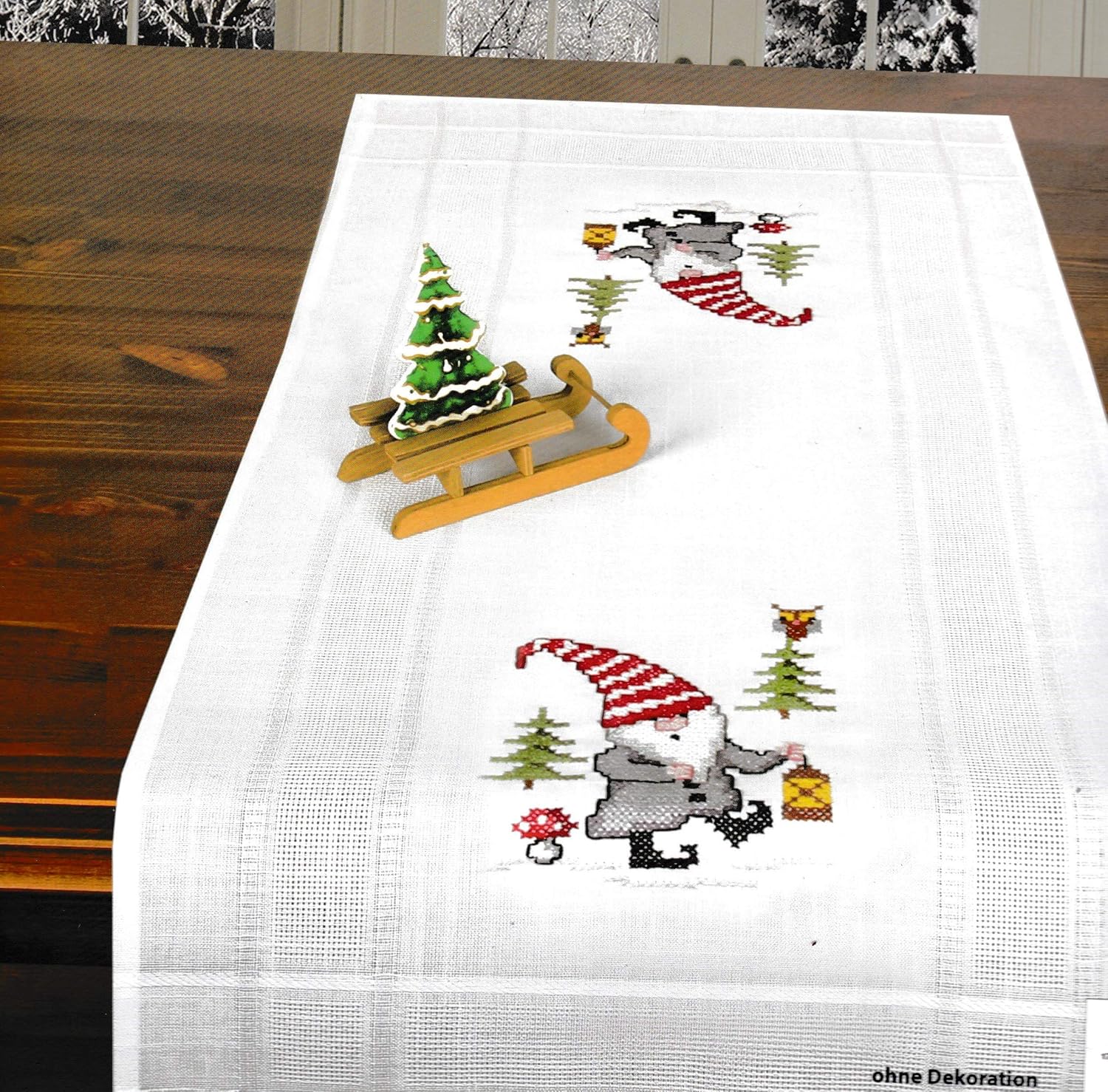 Best christmas table cloth embroidery kits