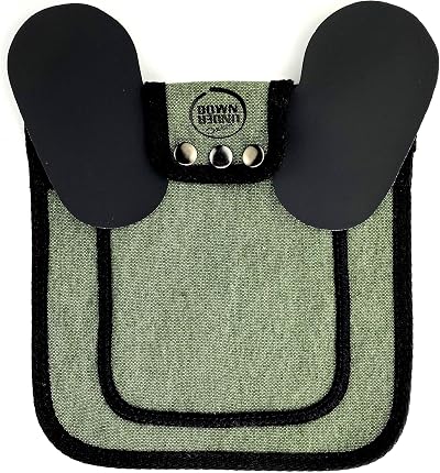DOWN UNDER OUTDOORS Chicken Saddle Adjustable Medium Large Hens Poultry