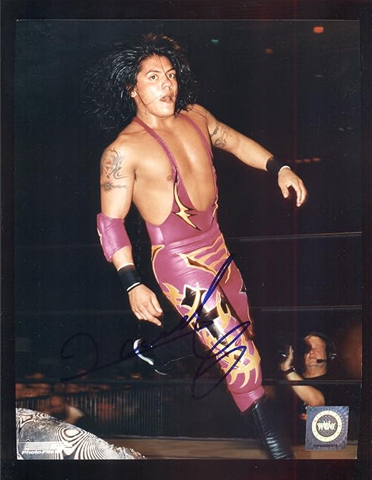 THE JUICE JUVENTUD GUERRERA 8X10 COLOR WRESTLING PHOTO Sports Collectibles