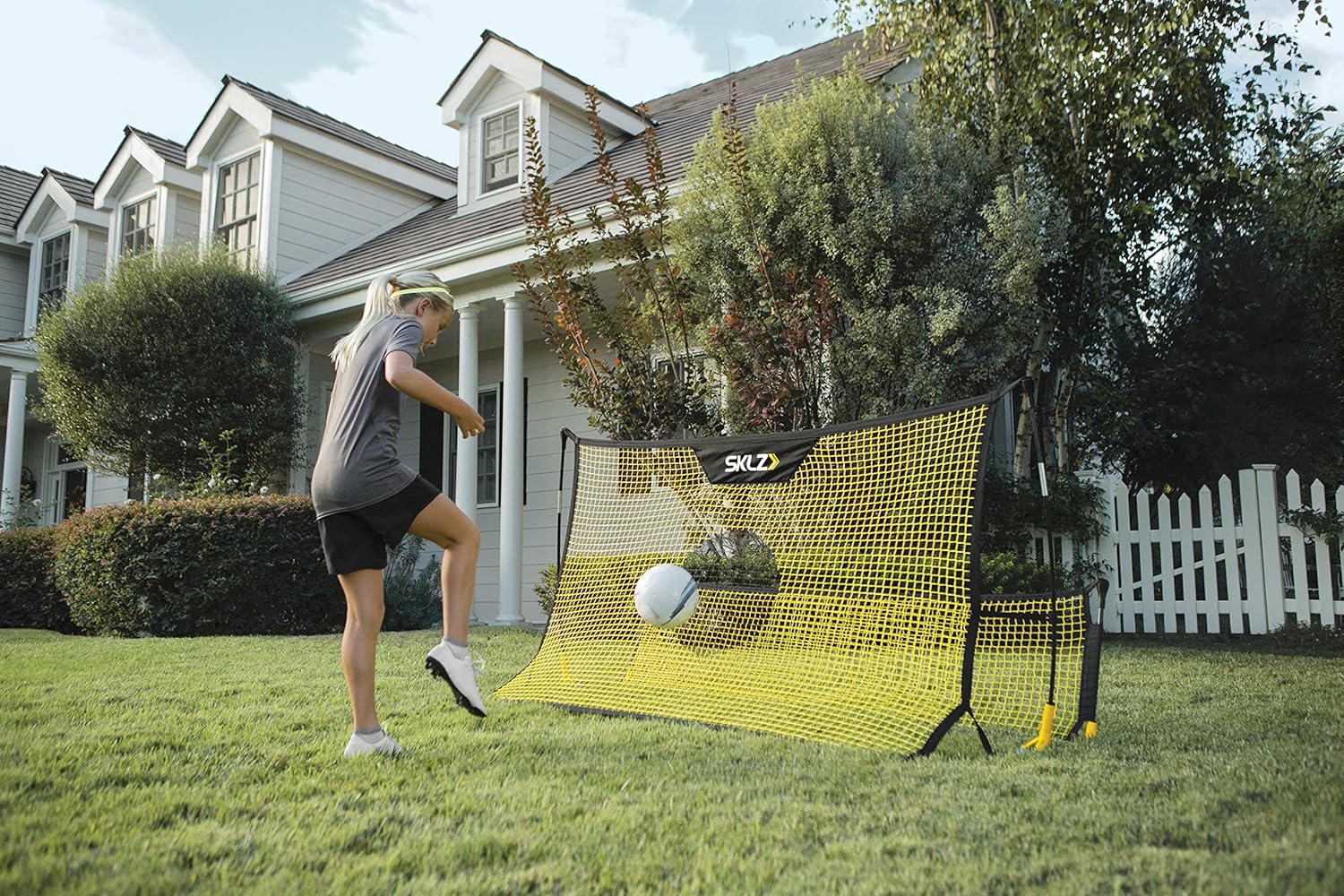 SKLZ Quickster Soccer Trainer Portable Soccer Rebounder Net for Volley, Passing, and Solo Training : Sports & Outdoors