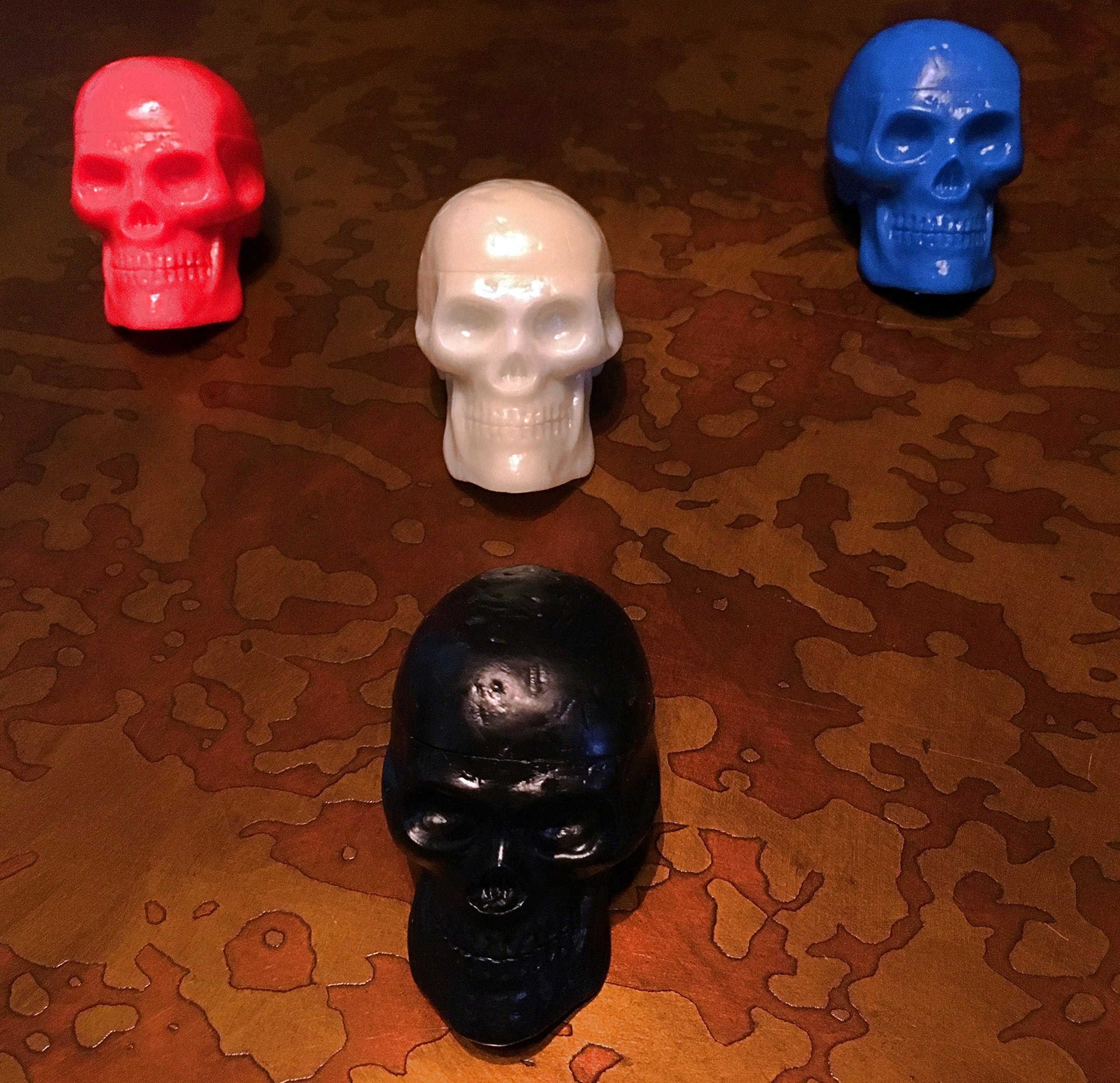 BEADBRAIN SKULL SHAKER GLOW IN THE DARK