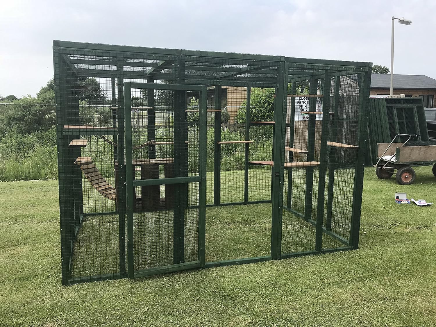 4wire Cat Run PVC Green 6ft x 9ft Large Catio Cat Plan Pen Shelves