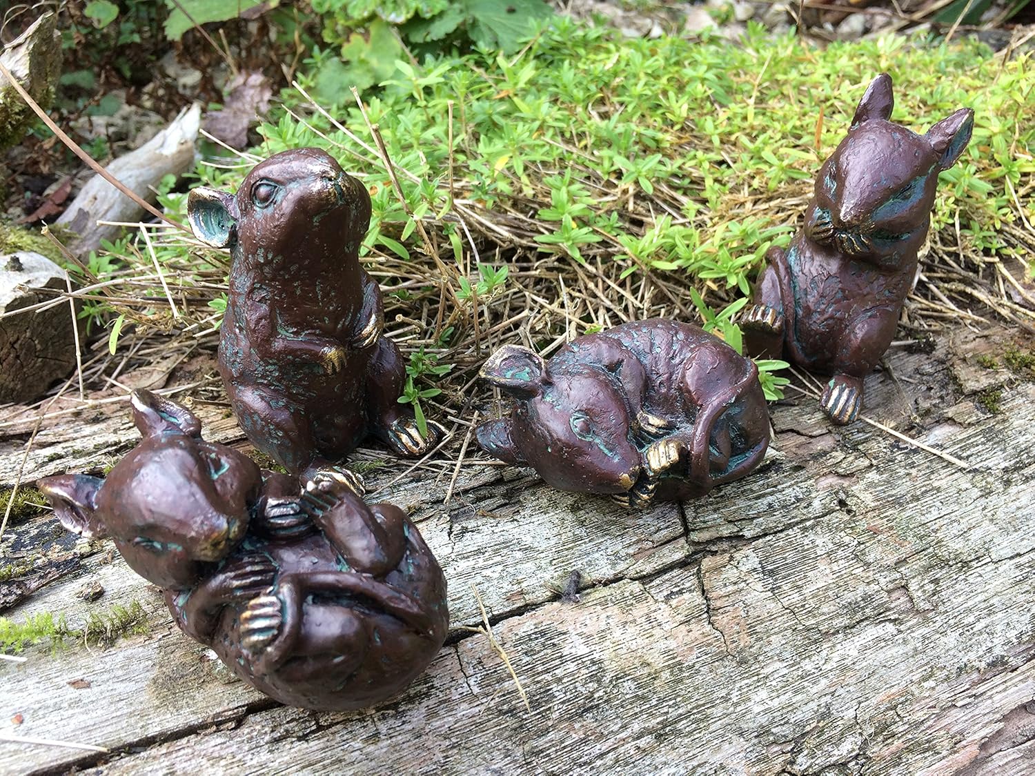 London Ornaments Set Of 4 Bronze Effect Cute Mice (B)