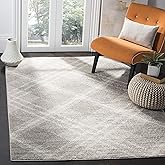 SAFAVIEH Adirondack Collection Area Rug - 5'1" x 7'6", Light Grey & Ivory, Modern Plaid Design, Non-Shedding & Easy Care, Ide