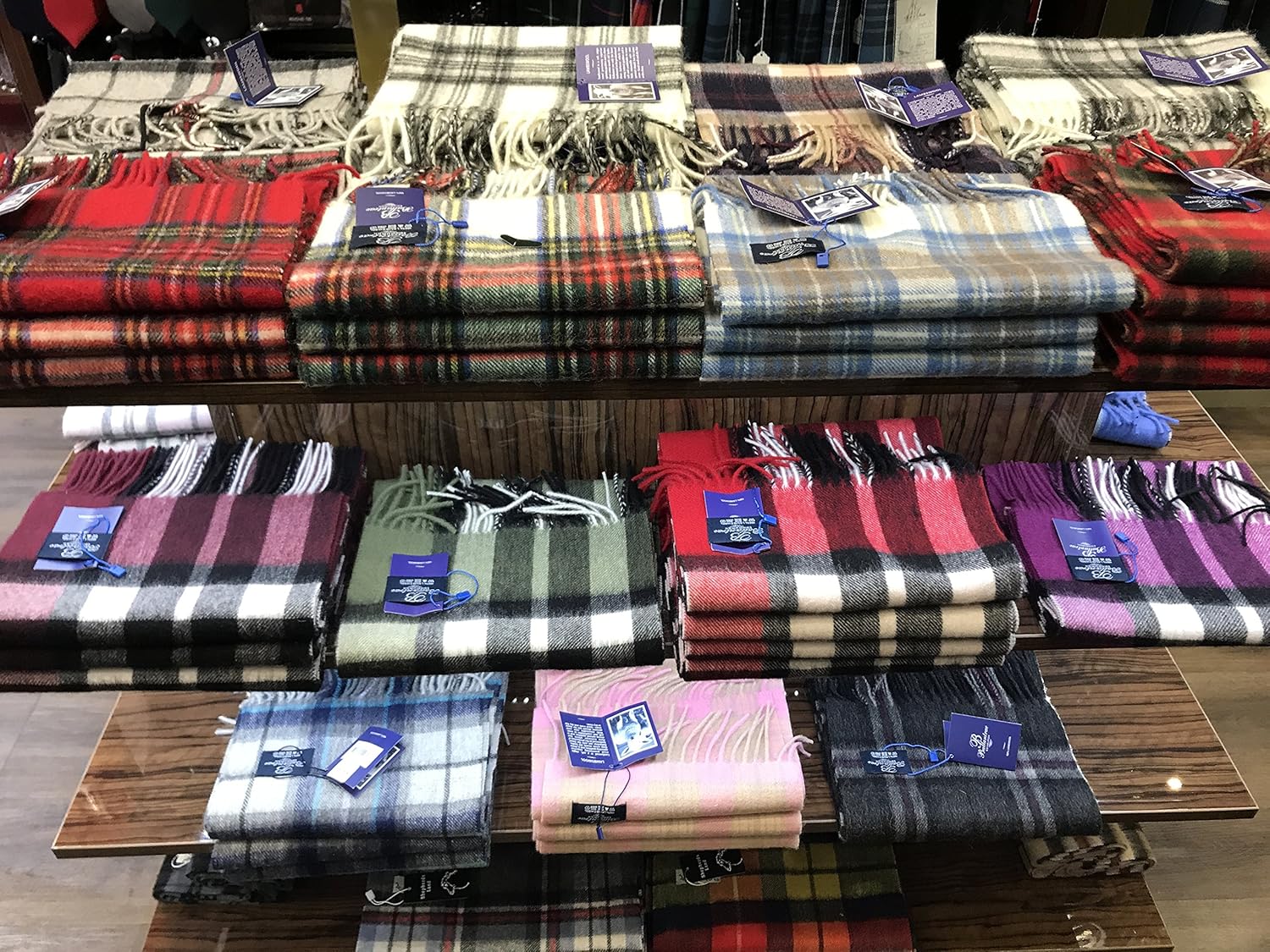 Dunedin 100% Lammwolle Unisex schottisch,Tartan mehrfarbiger Schal