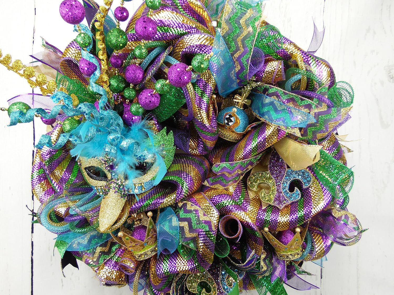 Mardi Gras Mask Wreath, Fat Tuesday Wreath