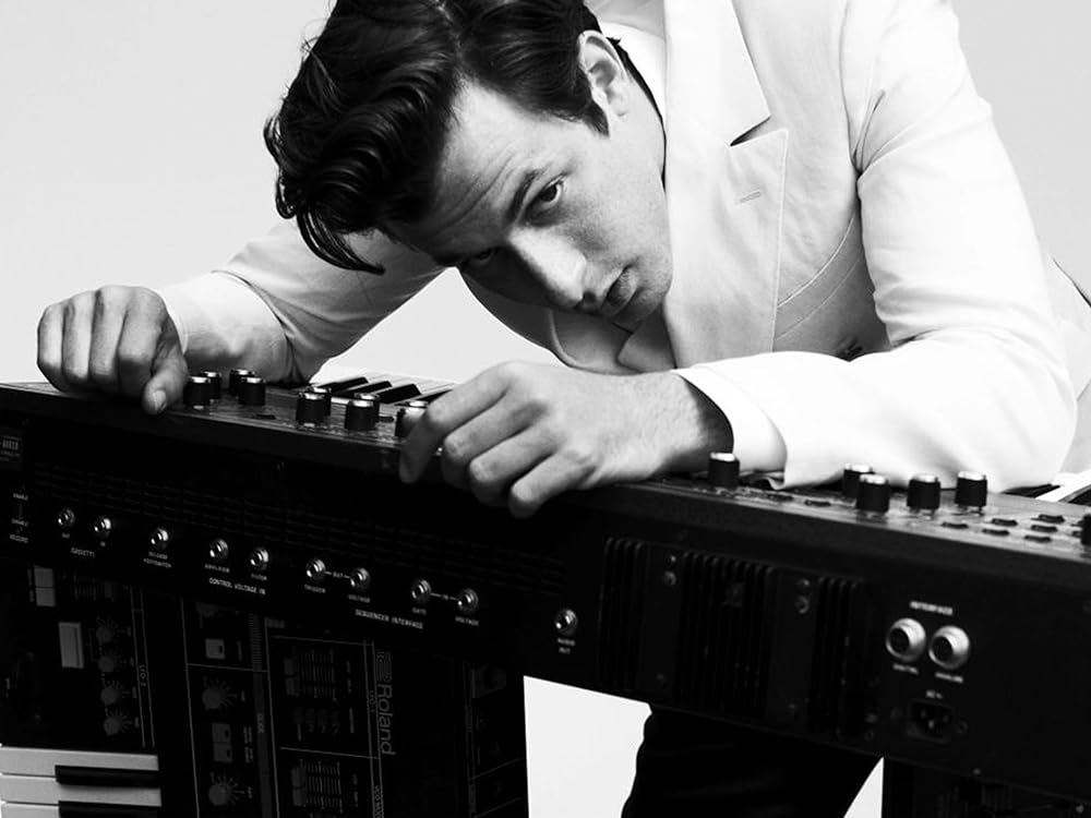 Mark mar. Исполнитель ronson. watch the sound with mark ronson. ronson. песня. mark ronson producer works.