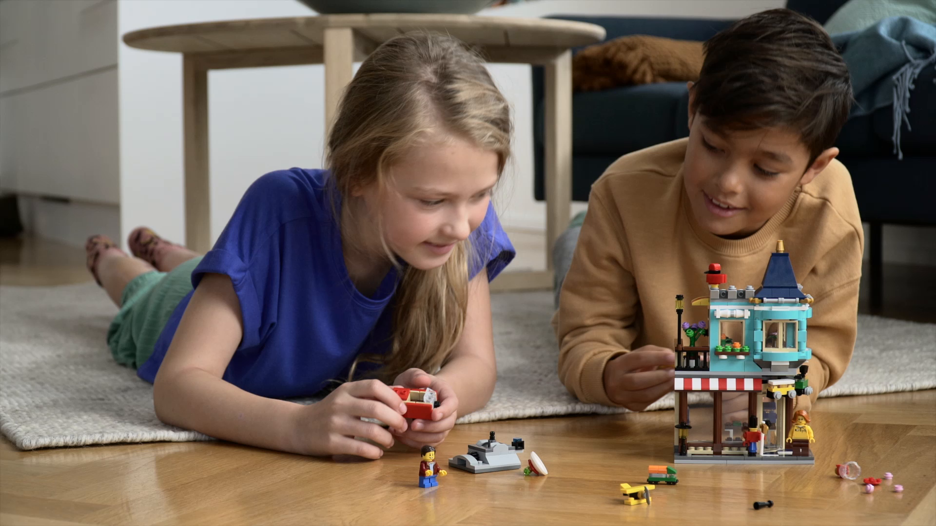 LEGO 31105 Creator Spielzeugladen im Stadthaus – Bild 8