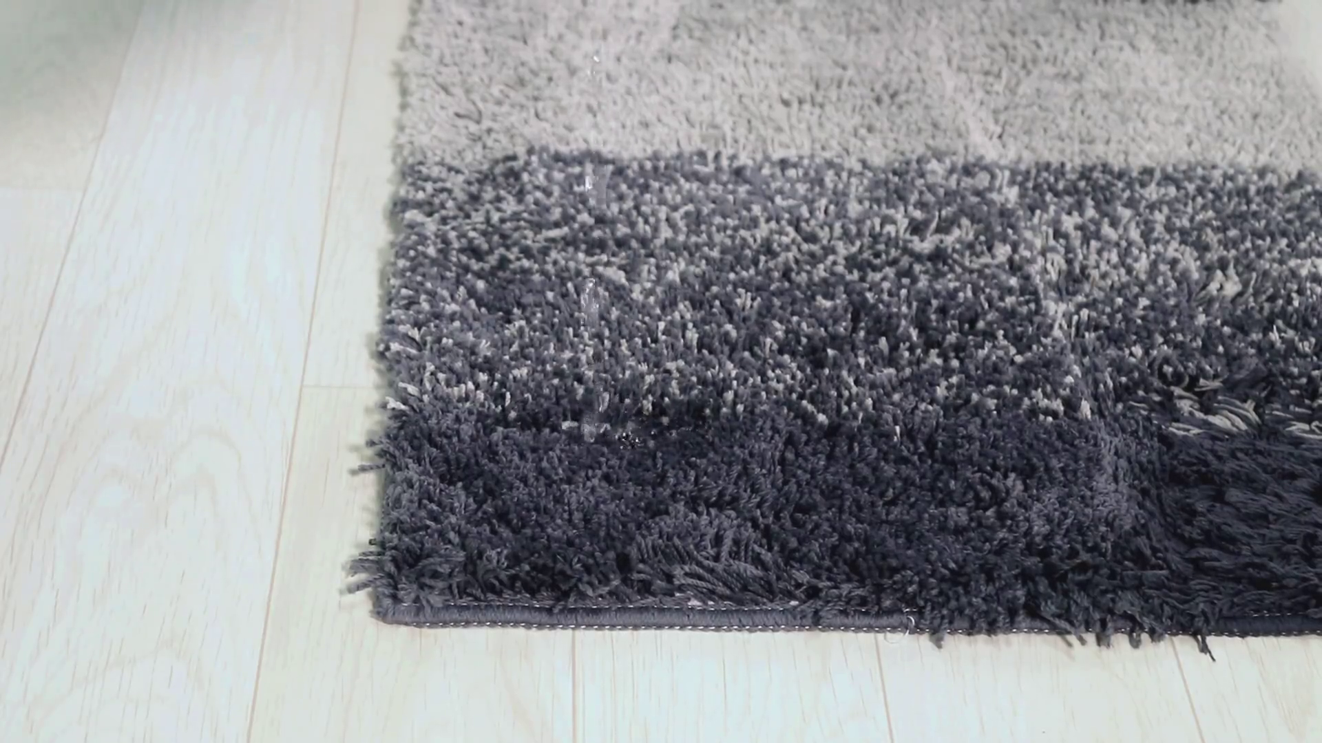 Bath Rug Runner, HAOCOO Banded Ombre Black Bath Mat NonSlip 18x47 inch