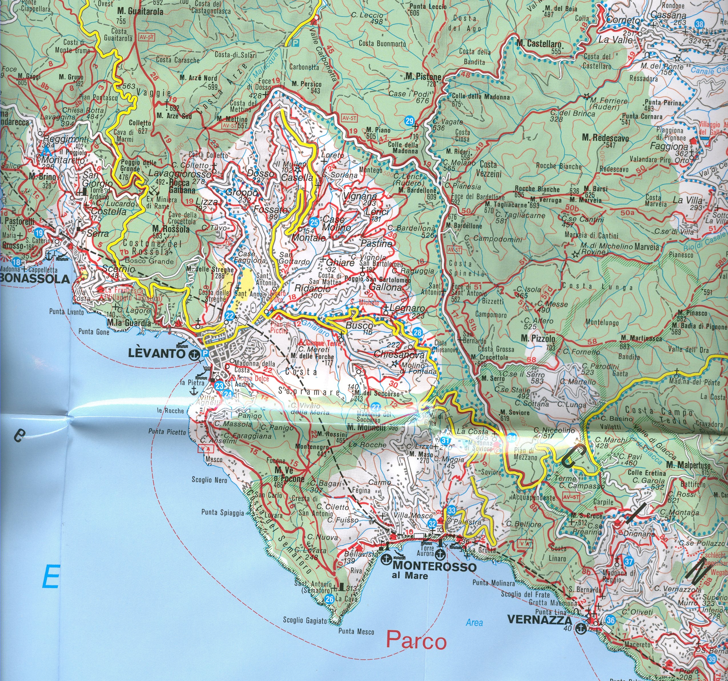 Amazon Fr Cinque Terre Ligurie Italie 1 50 000 Carte De Randonnee Lamine Kompass Kompassmaps Livres