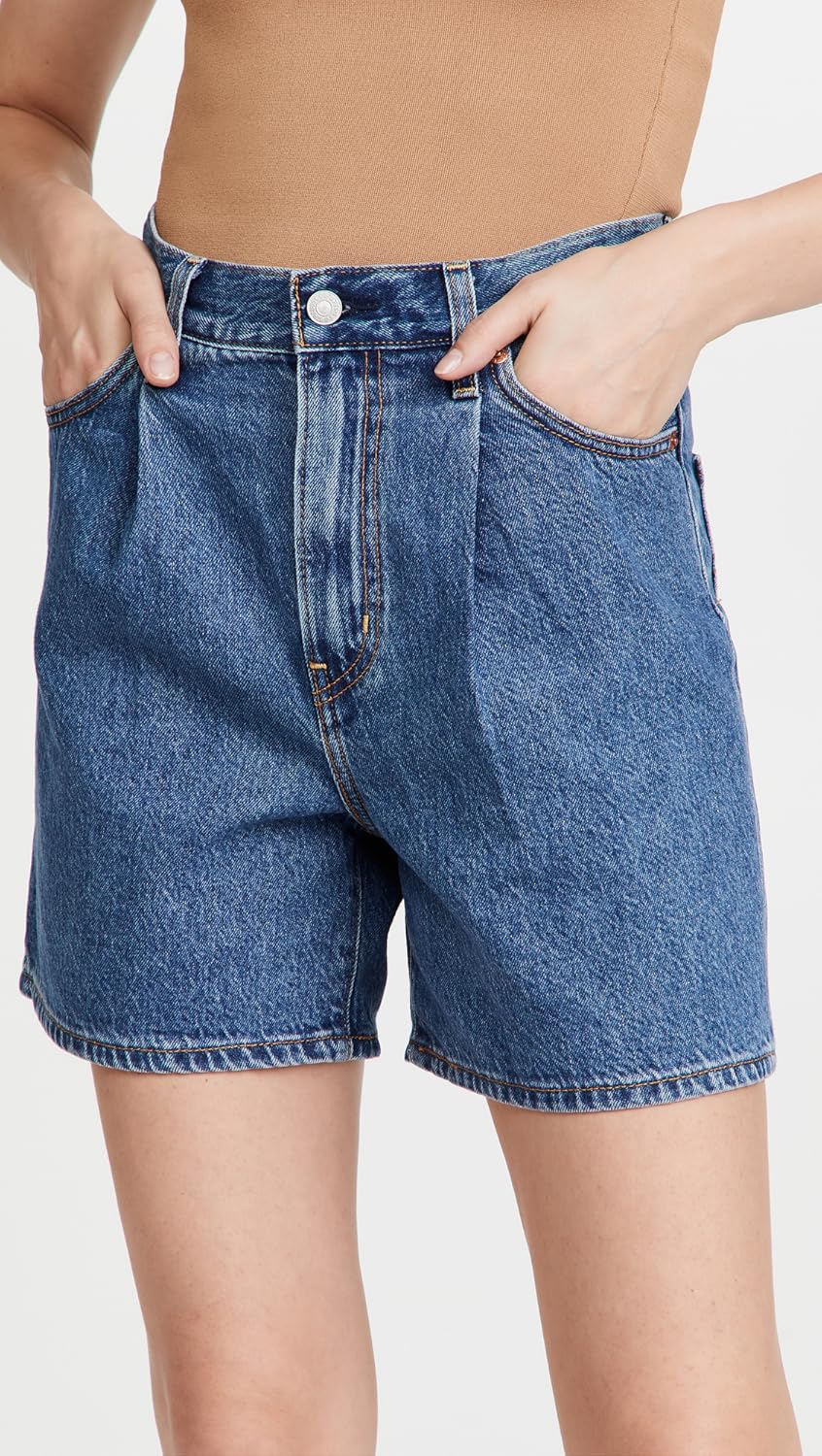 Levi's Women's Pleated Ribcage Shorts at  Women’s Clothing store