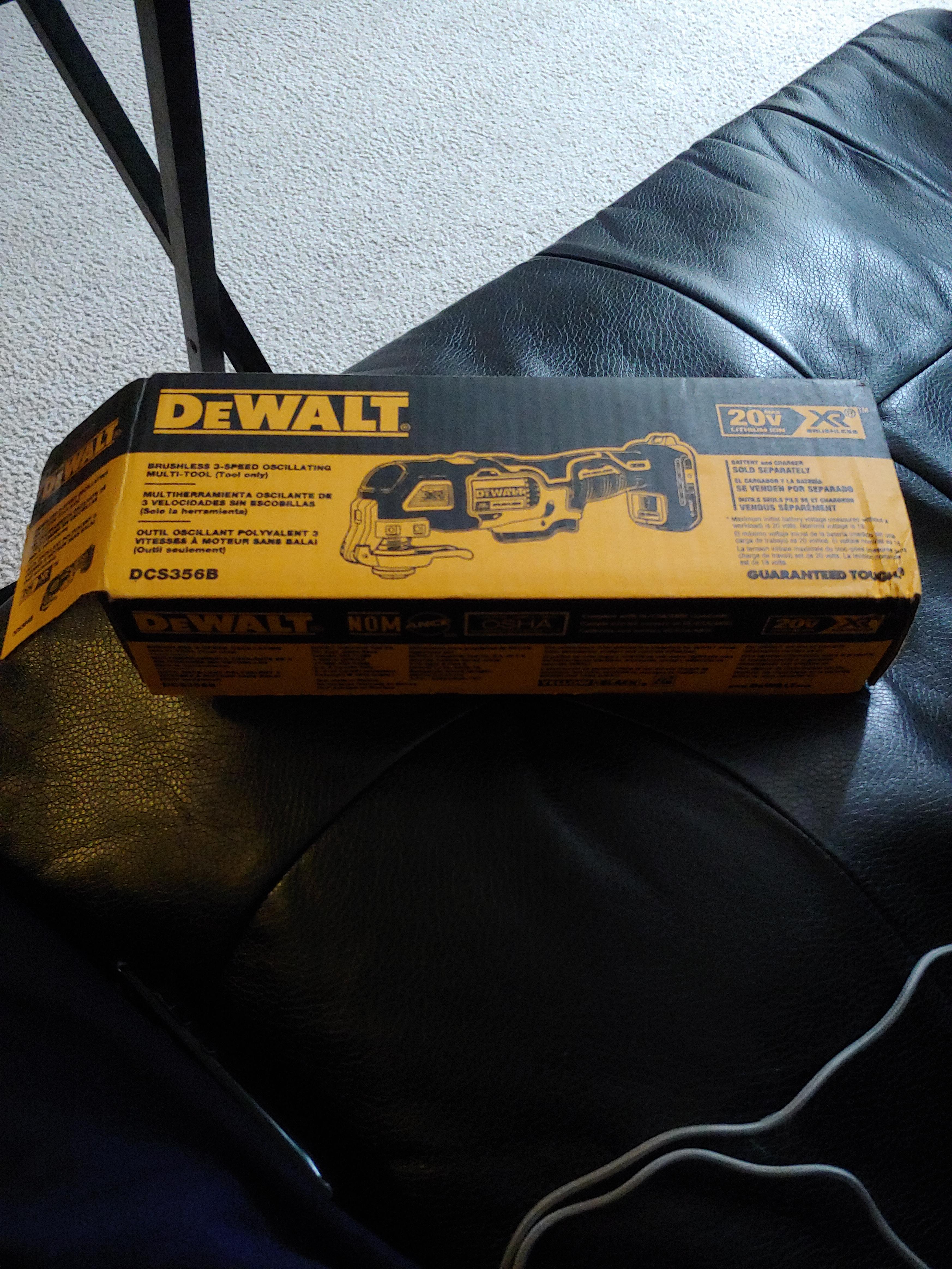 20V MAX* XR® Brushless Cordless 3-Speed Oscillating Multi-Tool (Tool Only) photo review