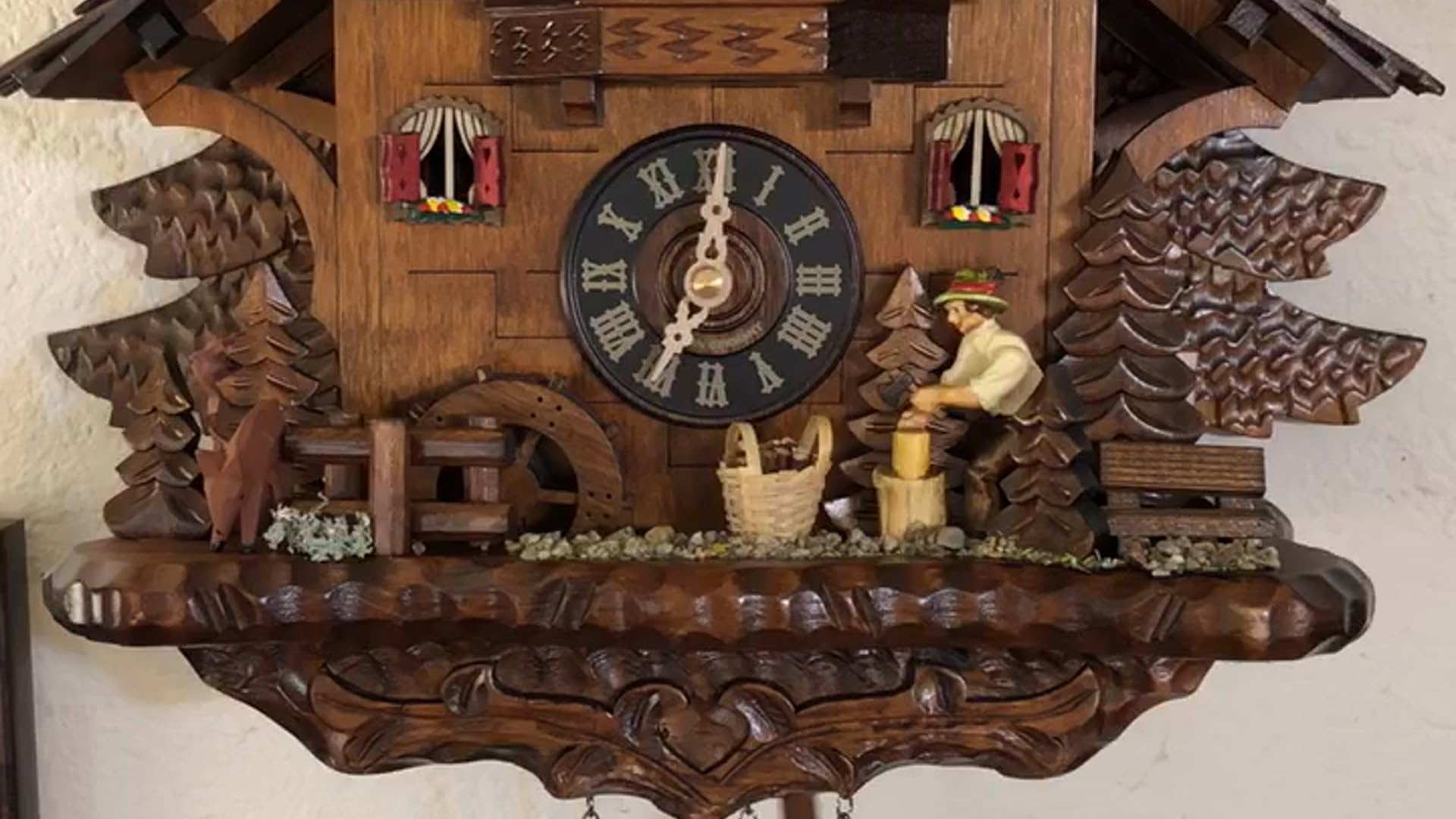 Watch Quartz Black Forest Cuckoo Clock on Amazon Live