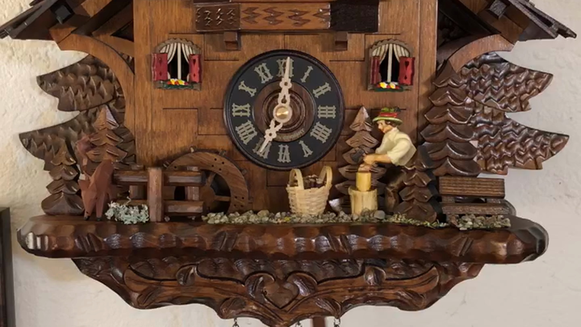 Watch Quartz Black Forest Cuckoo Clock on Amazon Live