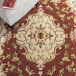 SAFAVIEH Classic Collection Runner Rug - 2'3" x
