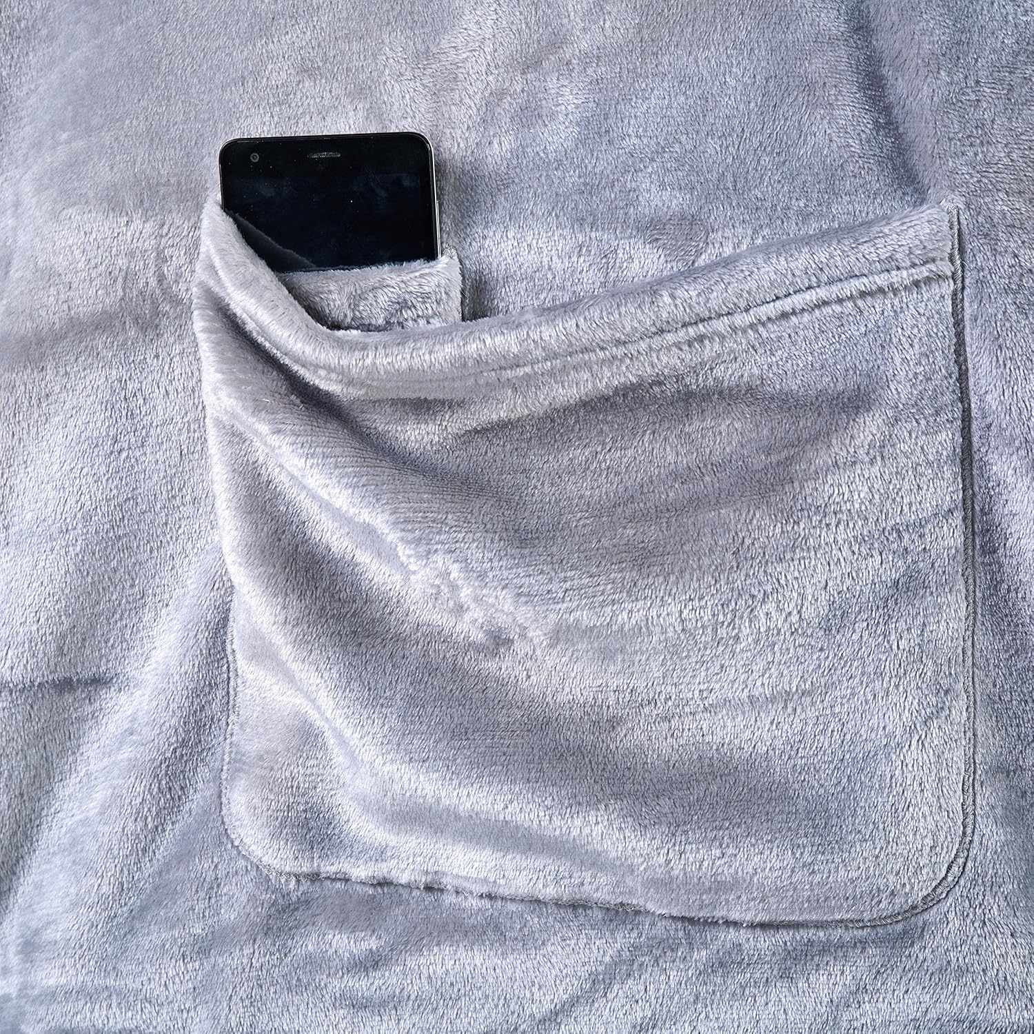 DecoKing Lazy TV Blanket, Microfibre Fleece Blanket with Sleeves, Pockets and Soft Foot Pocket, Steel, 170 x 200 cm - Image 5