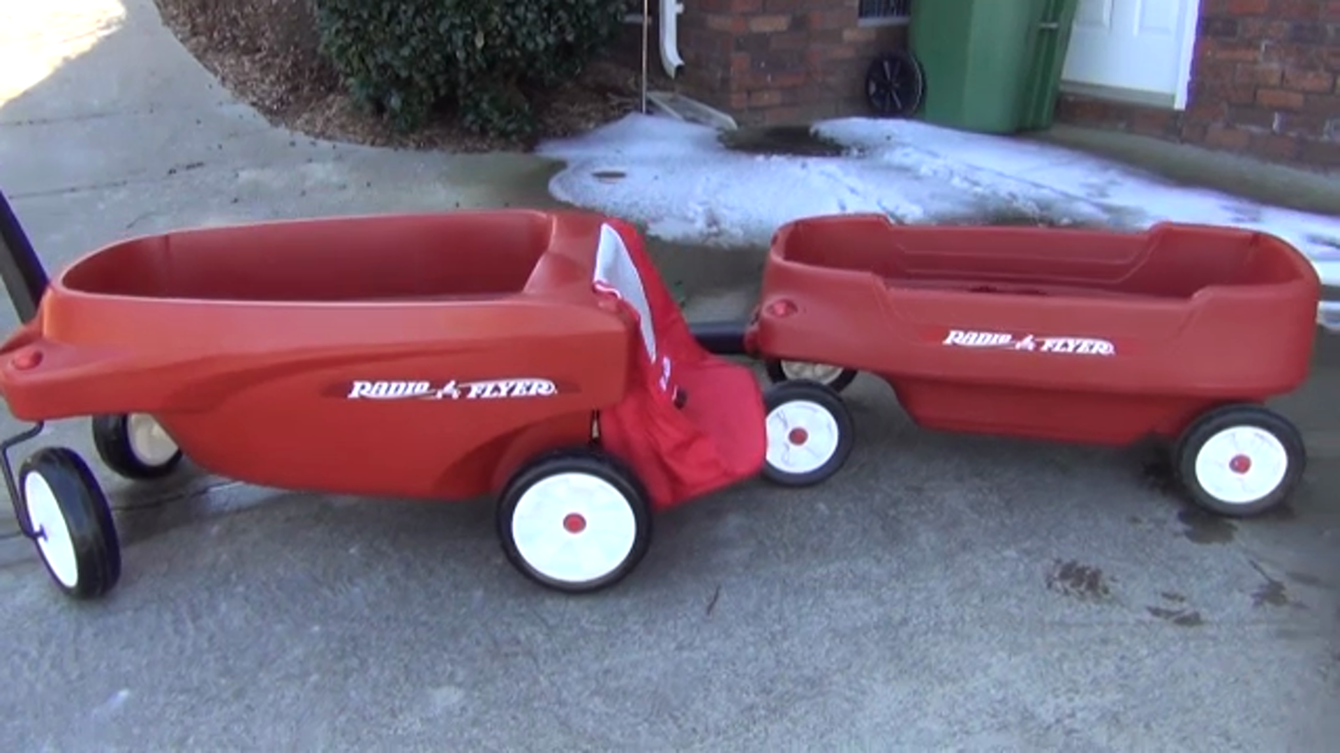 triple play radio flyer wagon