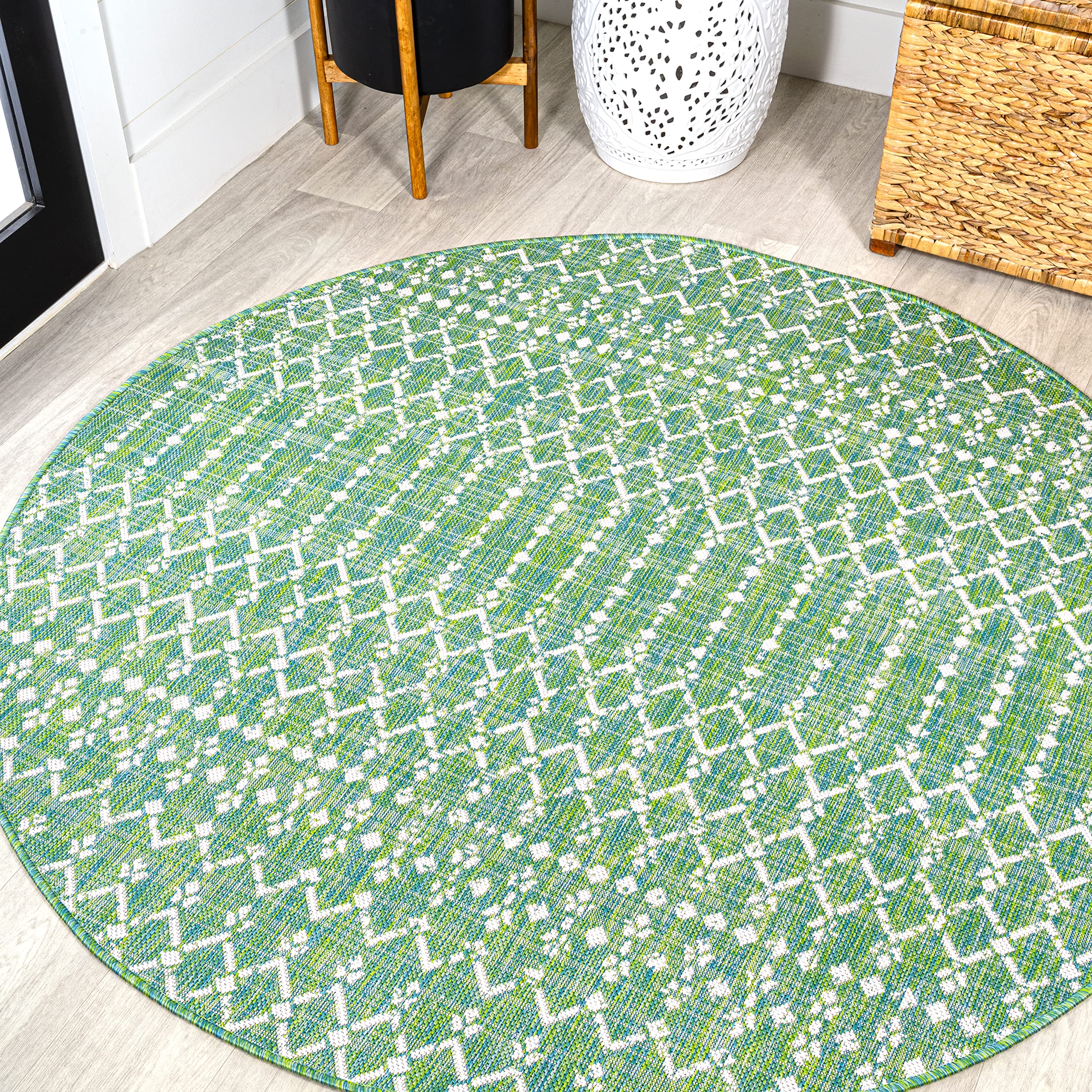 JONATHAN Y Moroccan Geometric Indoor Outdoor Round Area Rug 5 Ft Green/Cream, Ourika Textured Weave for Backyard, Patio, Porch, Easy-Cleaning, High Traffic, Pet-Friendly, Non-Shedding (SMB108L-5R) Image