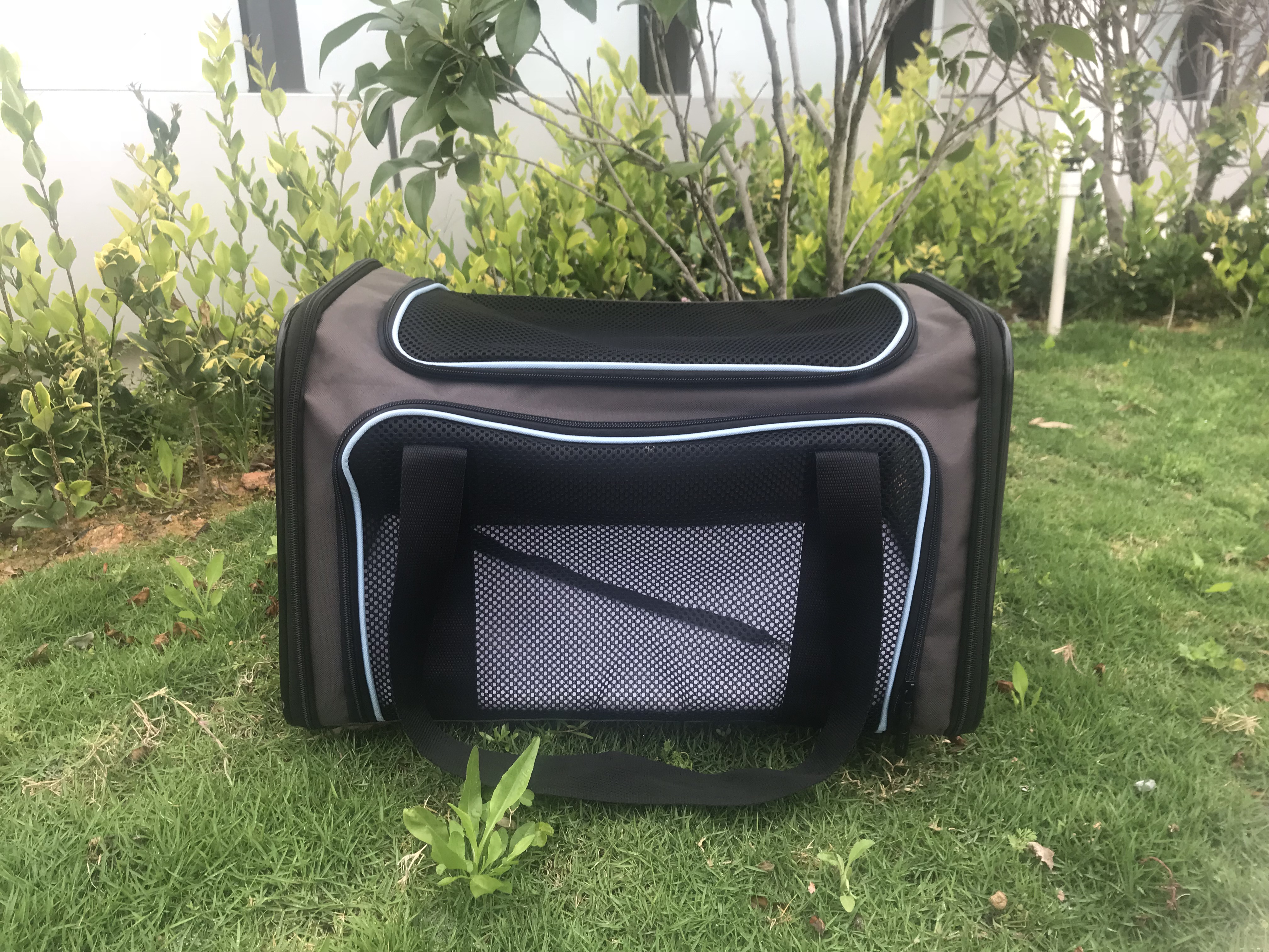 6 X+ZONE+PET+Approved+Carriers+Collapsible