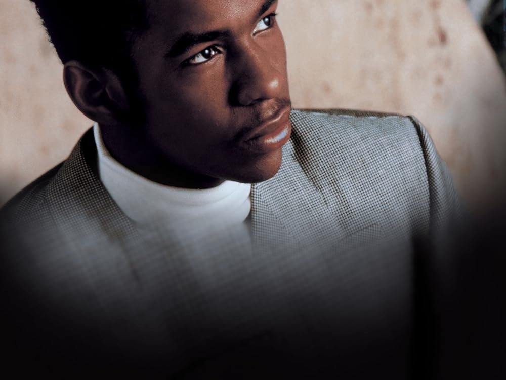 bobby-brown-bei-amazon-music