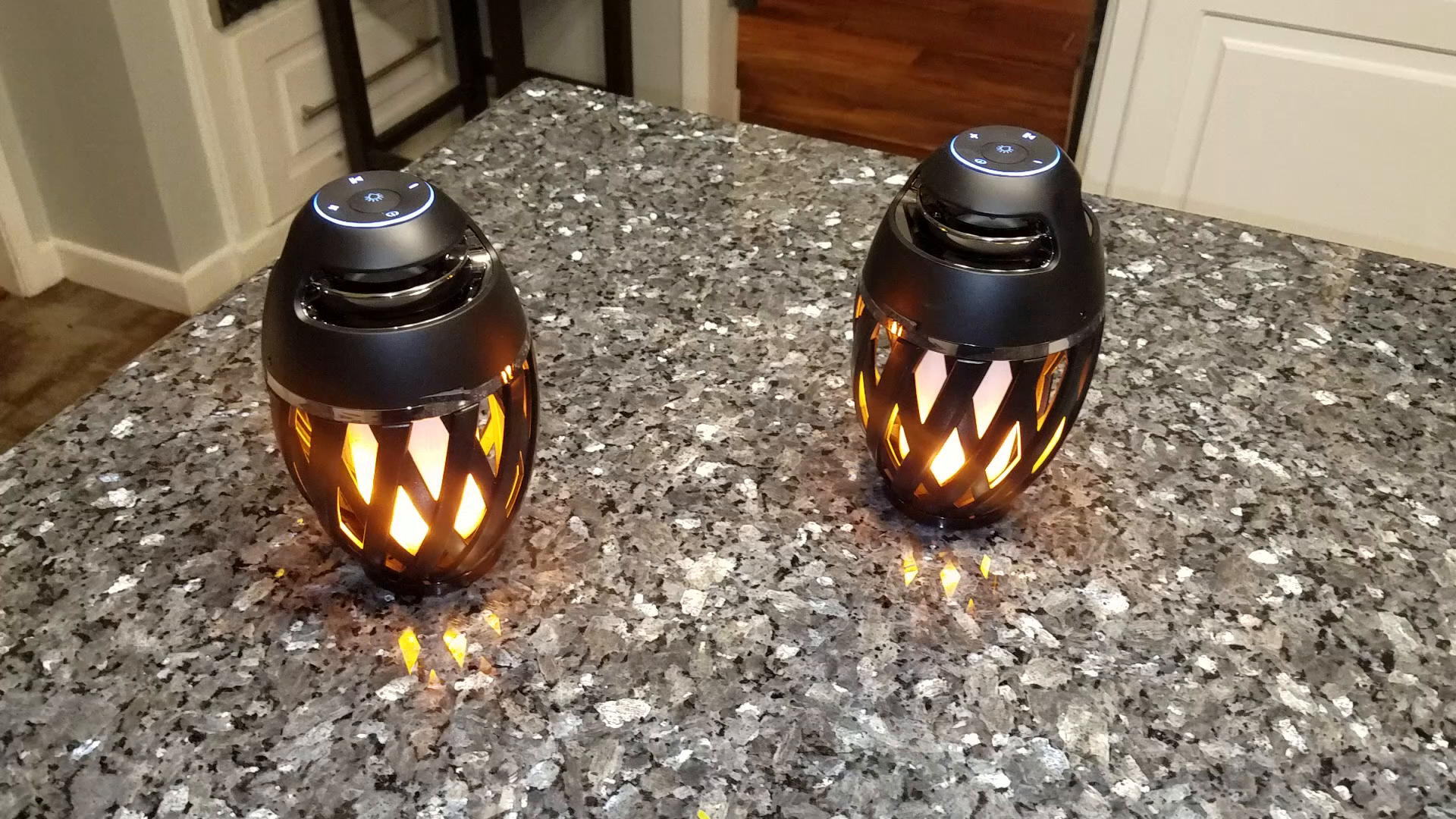 Torch atmosphere Bluetooth speakers&Outdoor Portable Stereo Speaker