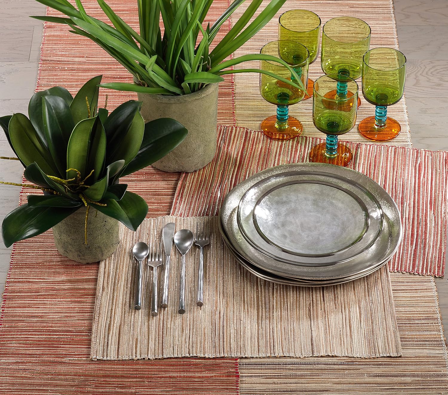 SARO LIFESTYLE Melaya Collection Shimmering Woven Nubby Table Placemats (Set of 4), 14" x 20", Turquoise: Kitchen & Dining