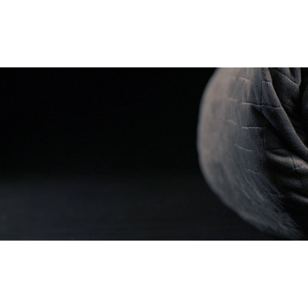 Therapeutic Weighted Blanket - Cool Stuff to Buy Online