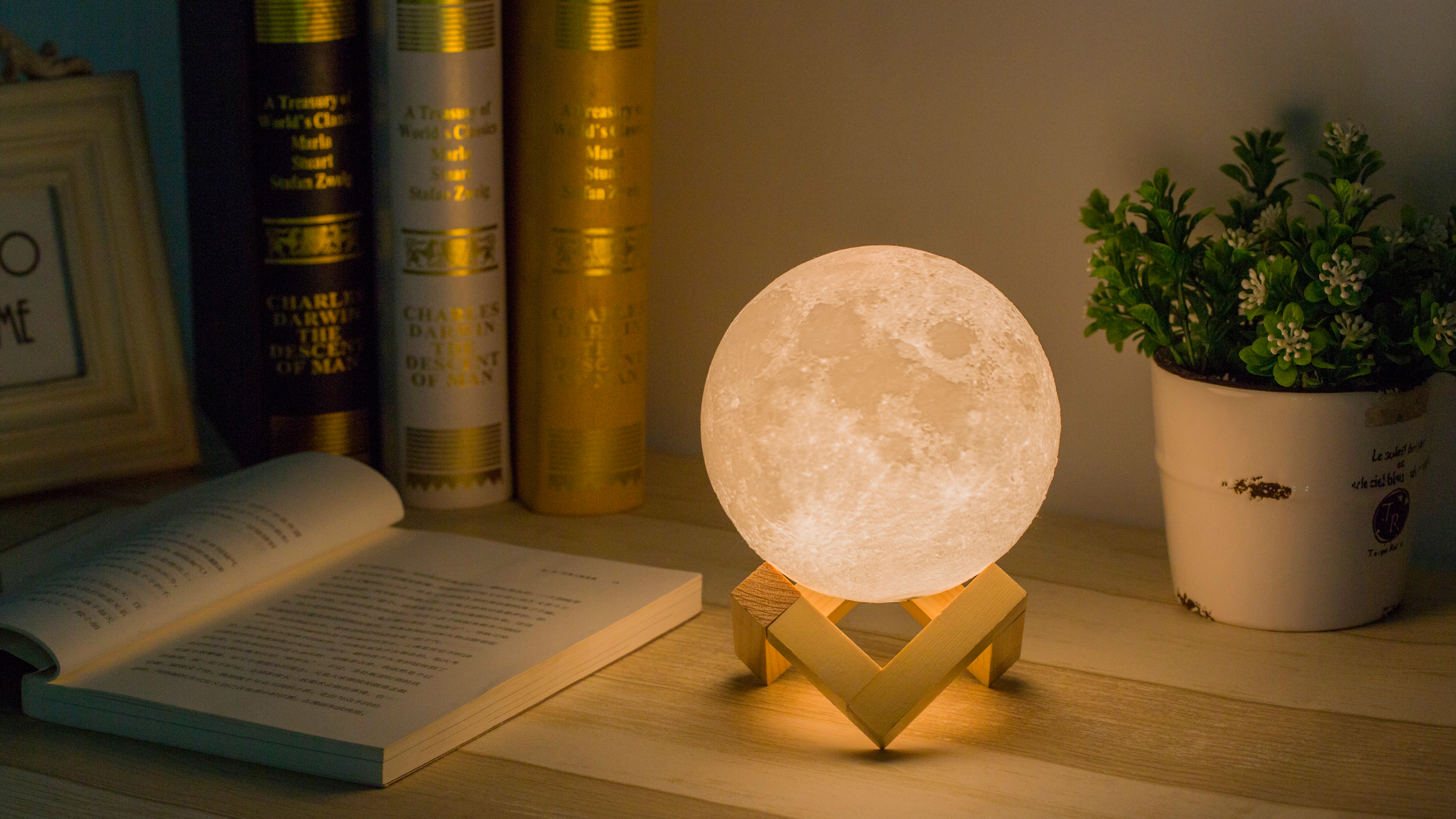 Mydethun Moon Lamp Moon Light Night Light for Kids Gift for Women USB