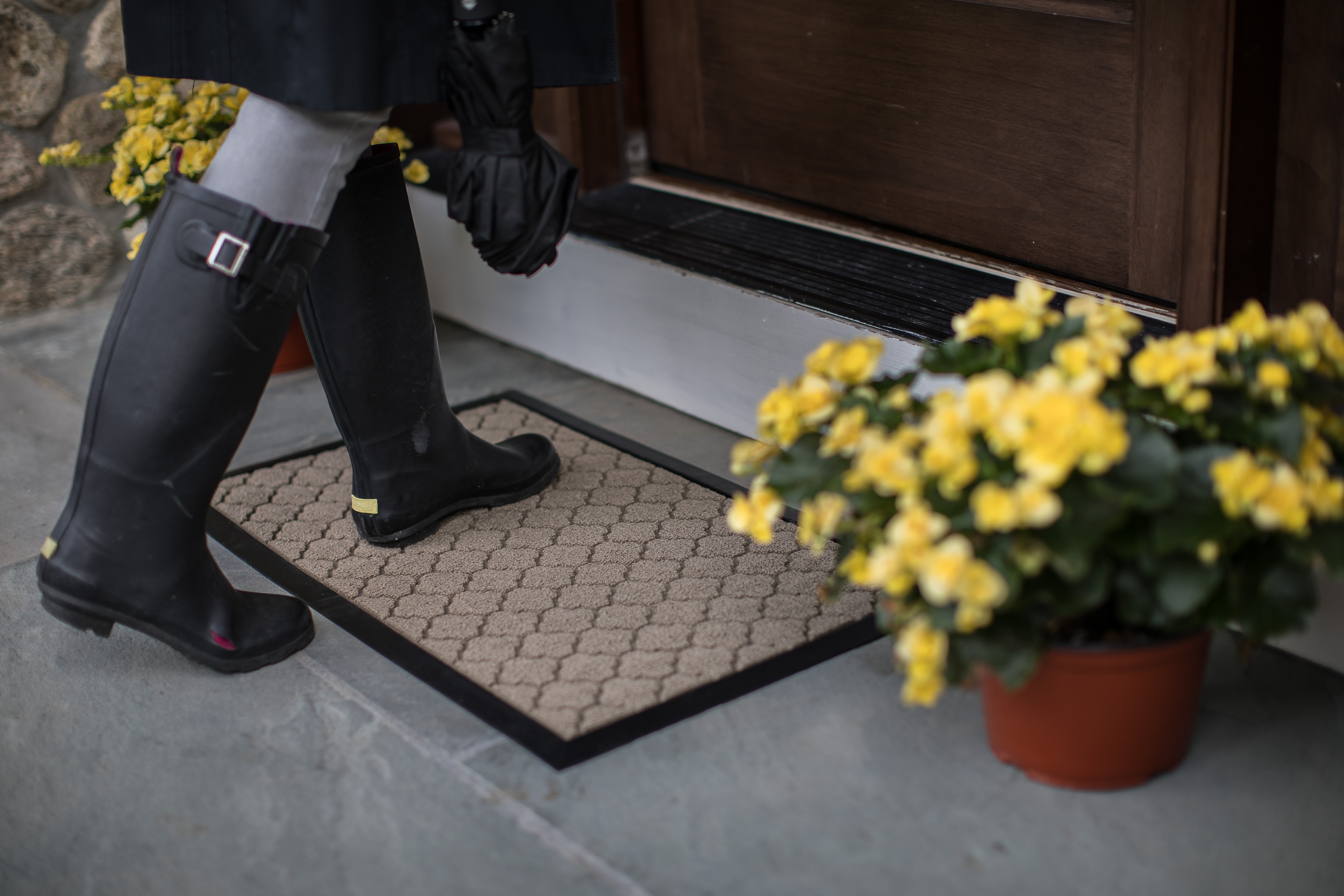 6 Gorilla+Grip+Original+Waterproof+Low+Profile