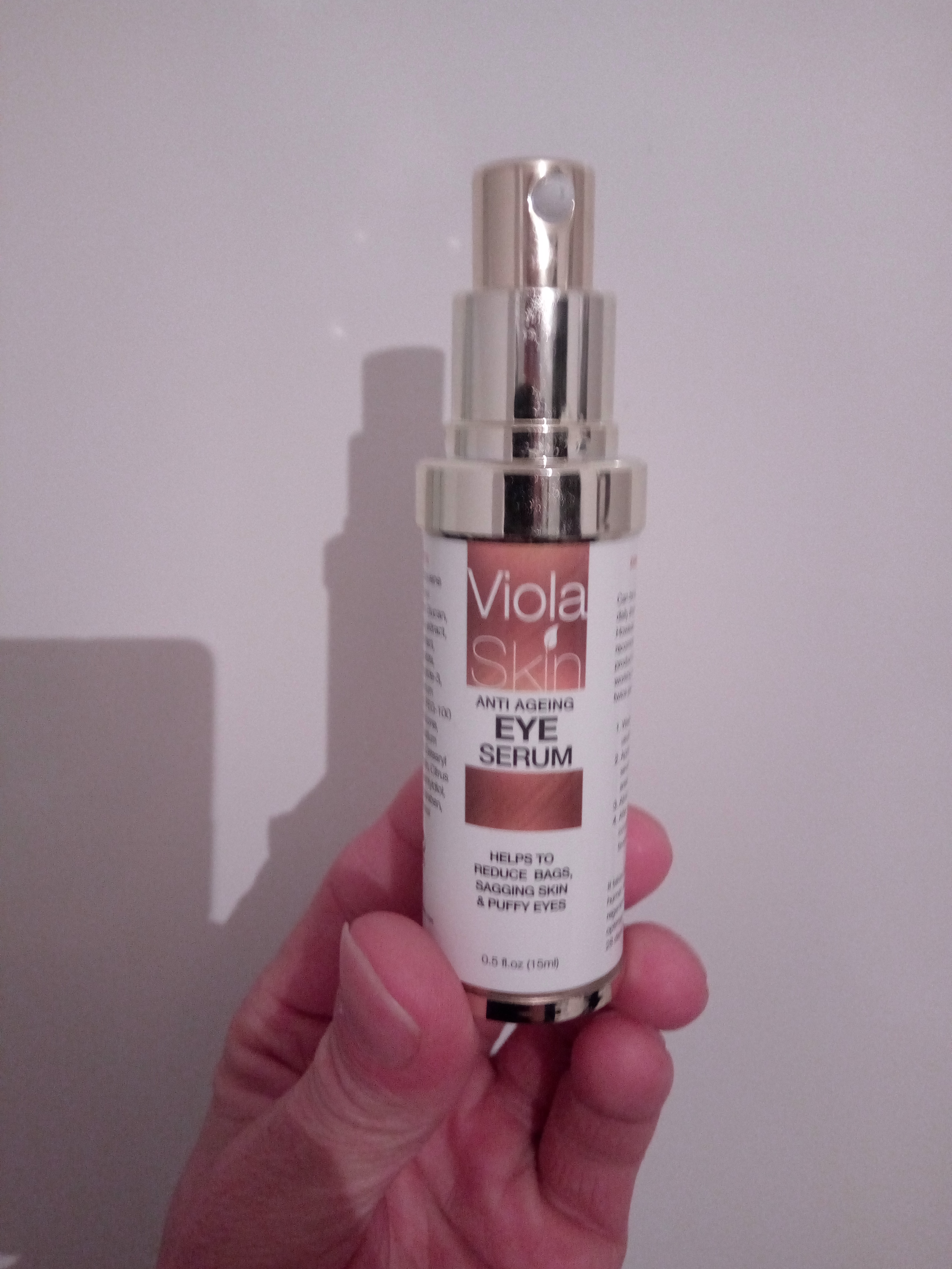 viola skin eye serum