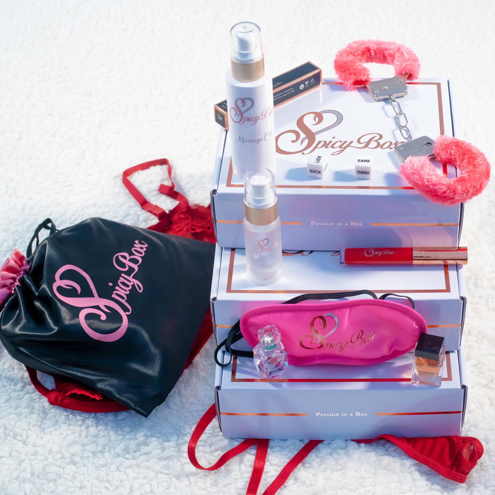 Amazon Com Spicybox Date Night Subscription Box Monthly Romantic Date Night Activity Box For Couples With Lingerie Perfume Props Passion Tips Ideas More Memberships And Subscriptions