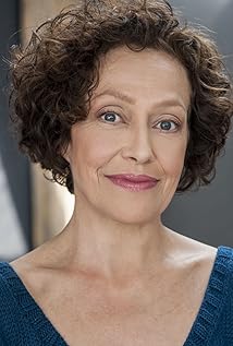 Karin Konoval Picture