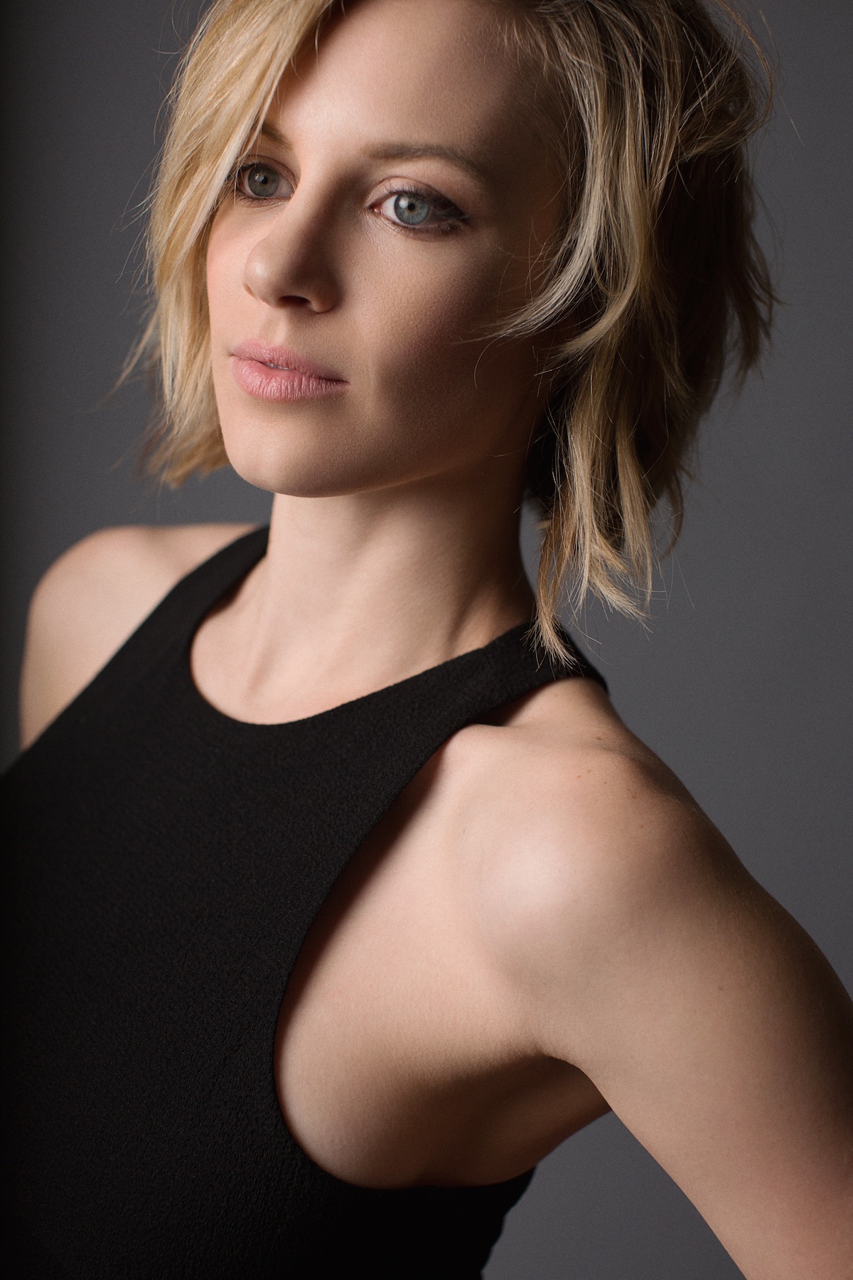 Danielle savre desnuda